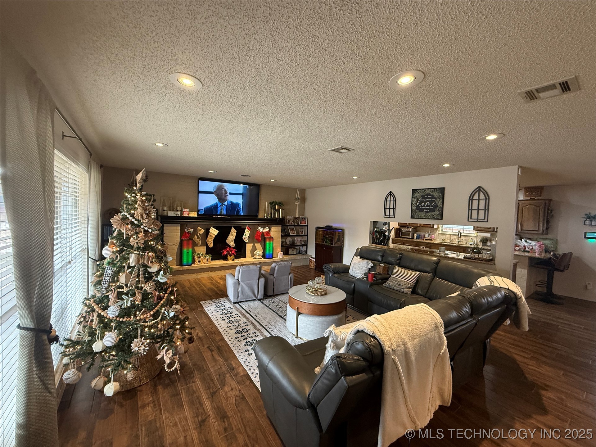 3002 Kimberlea Property Photo 11