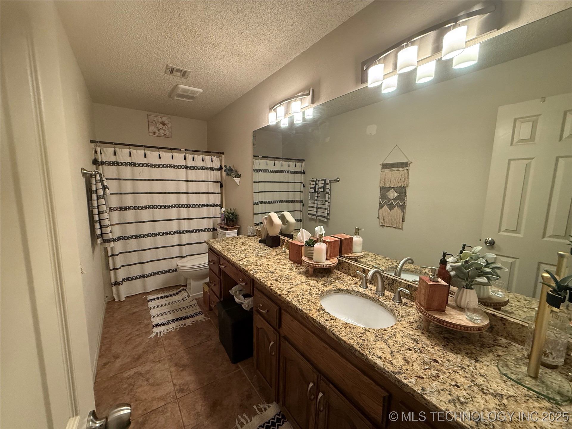 3002 Kimberlea Property Photo 30