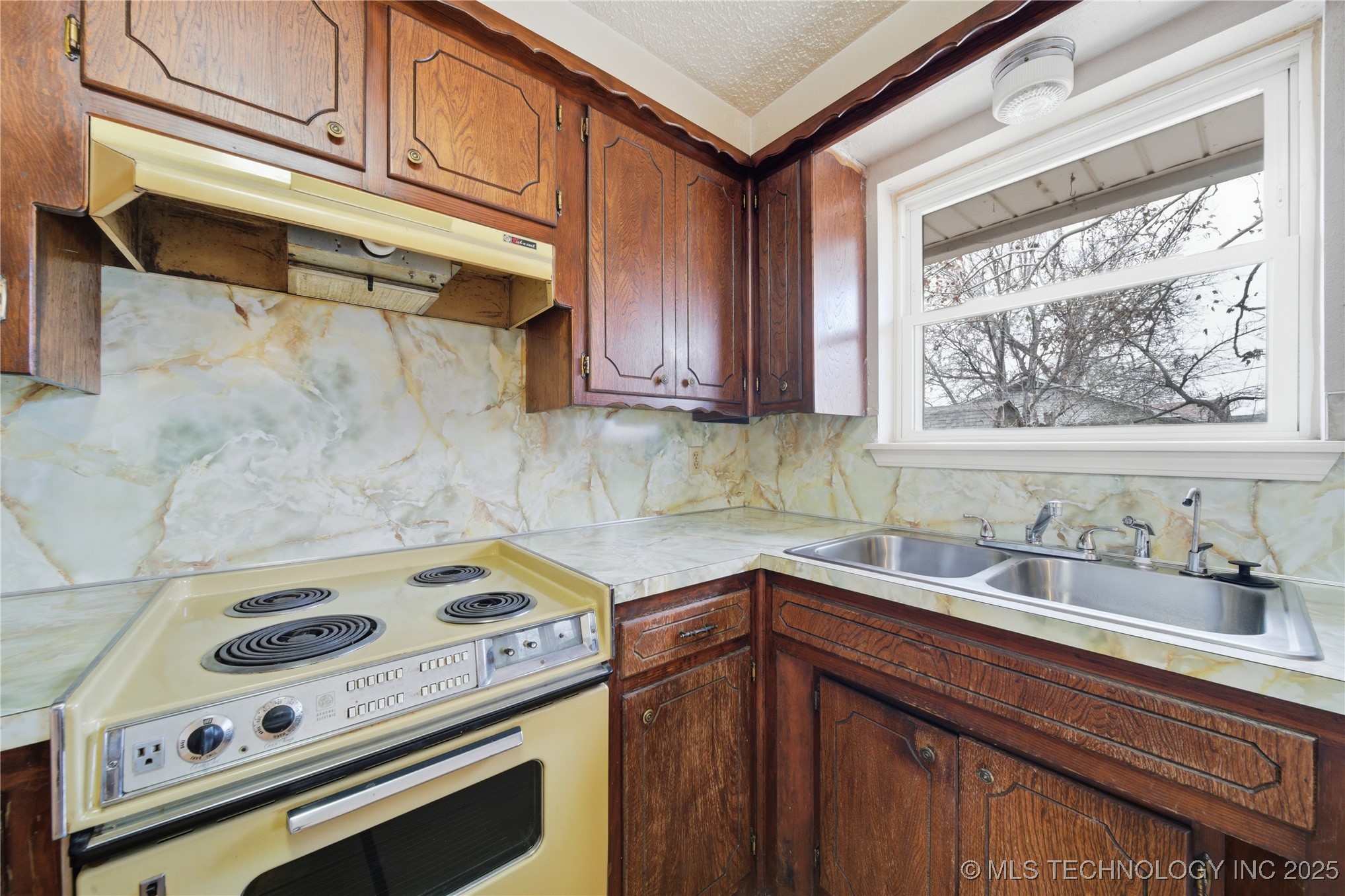 1301 Jodebo Street Property Photo 10