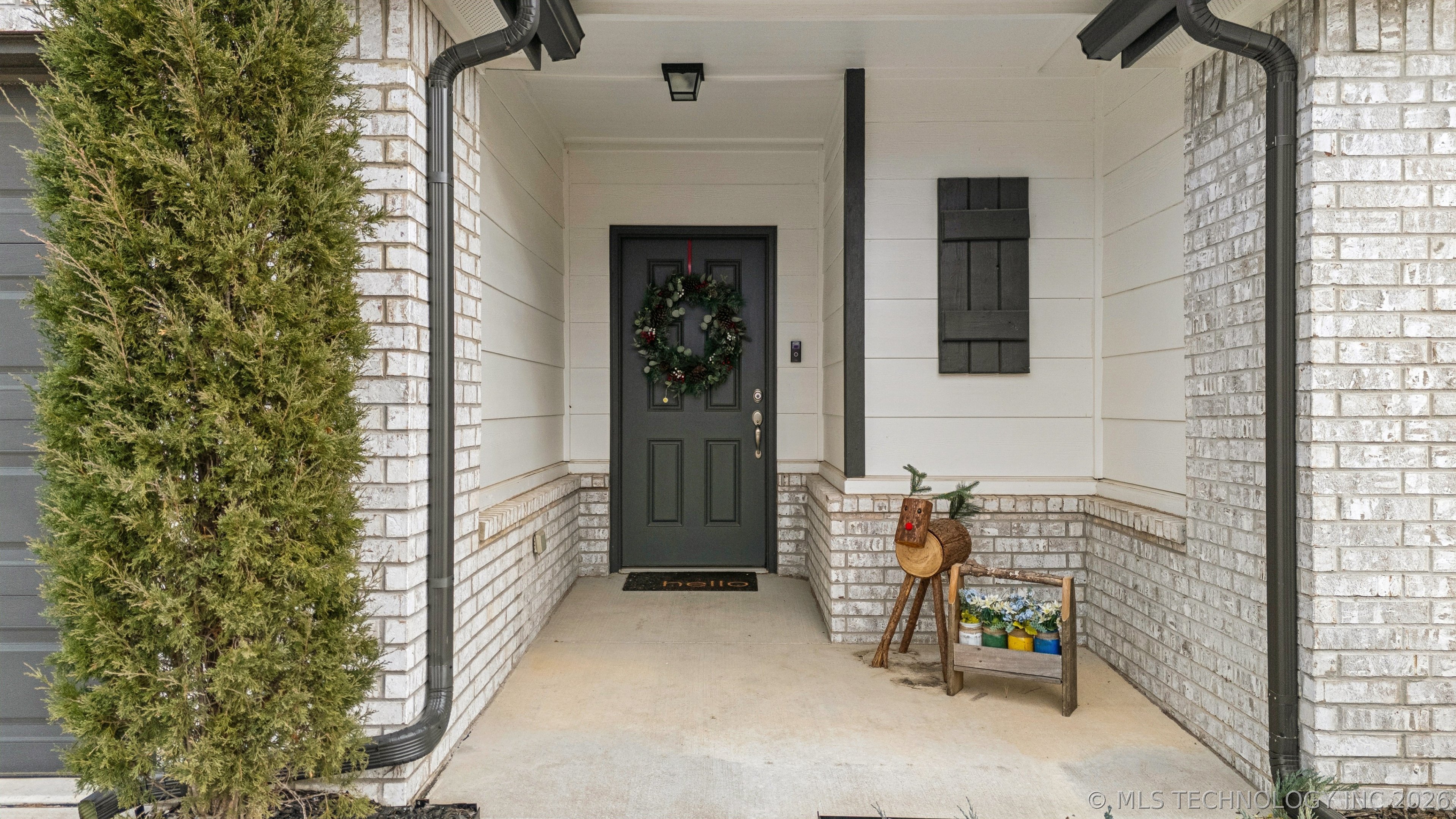 14321 S Harvard Place Property Photo 4