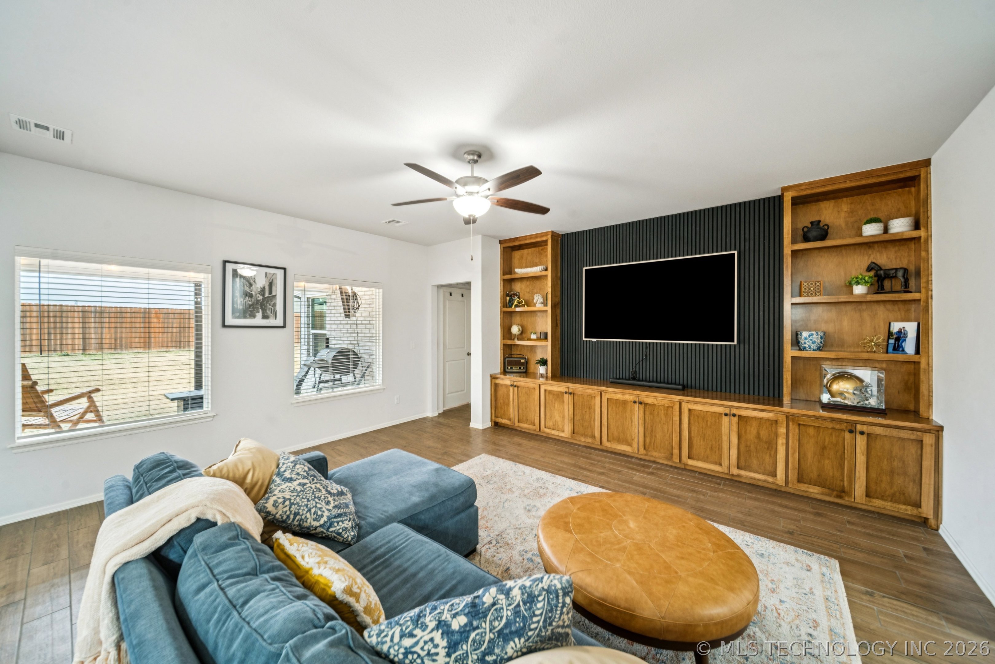 14321 S Harvard Place Property Photo 8