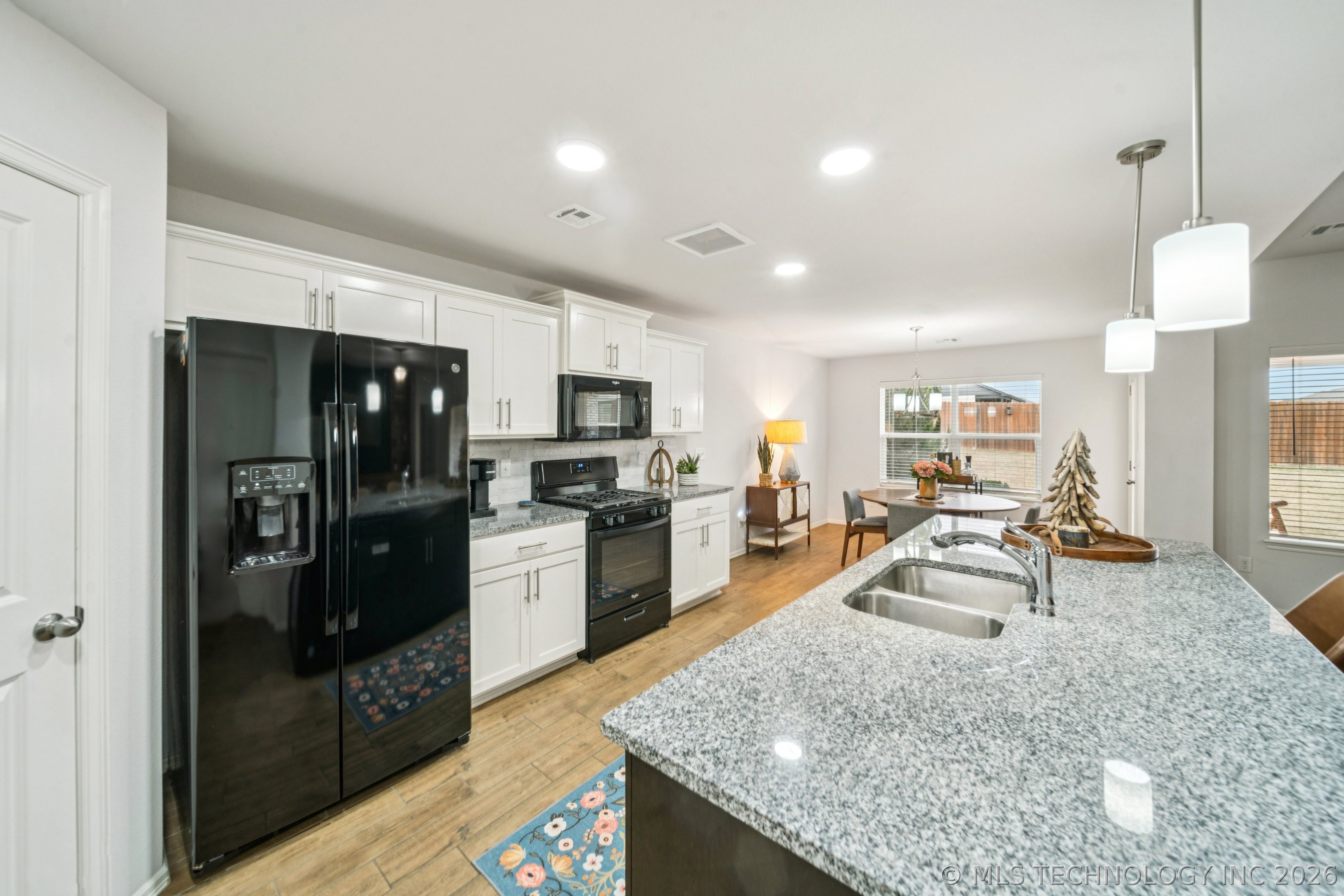 14321 S Harvard Place Property Photo 10