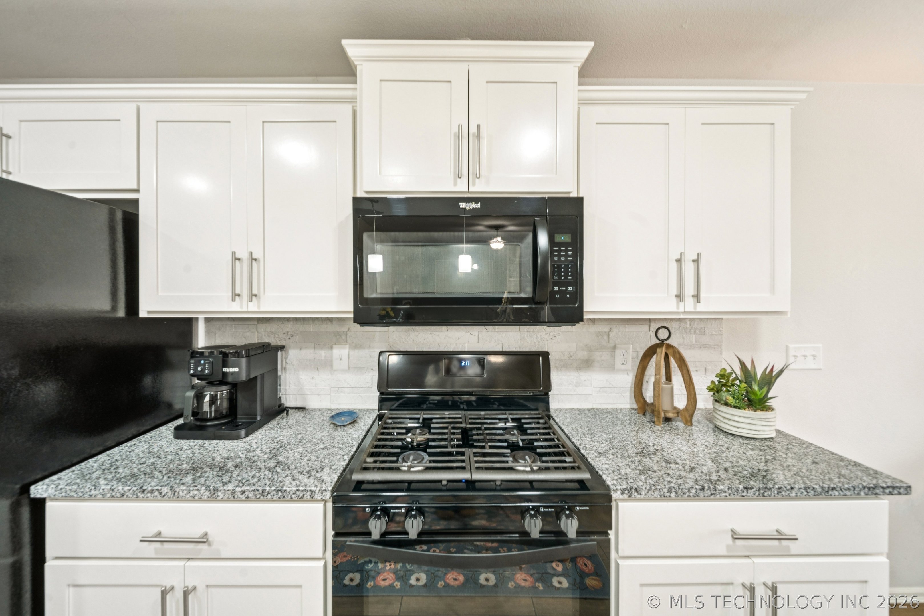 14321 S Harvard Place Property Photo 12