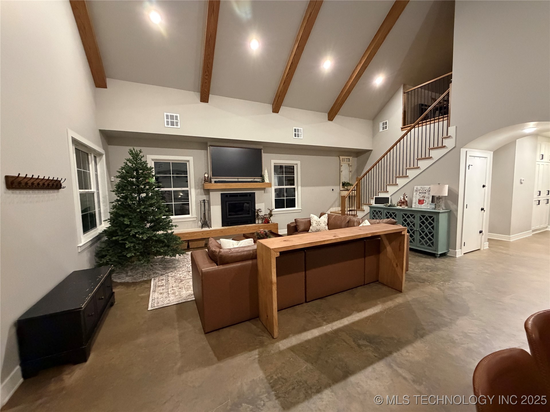 12875 N 193rd East Avenue Property Photo 4