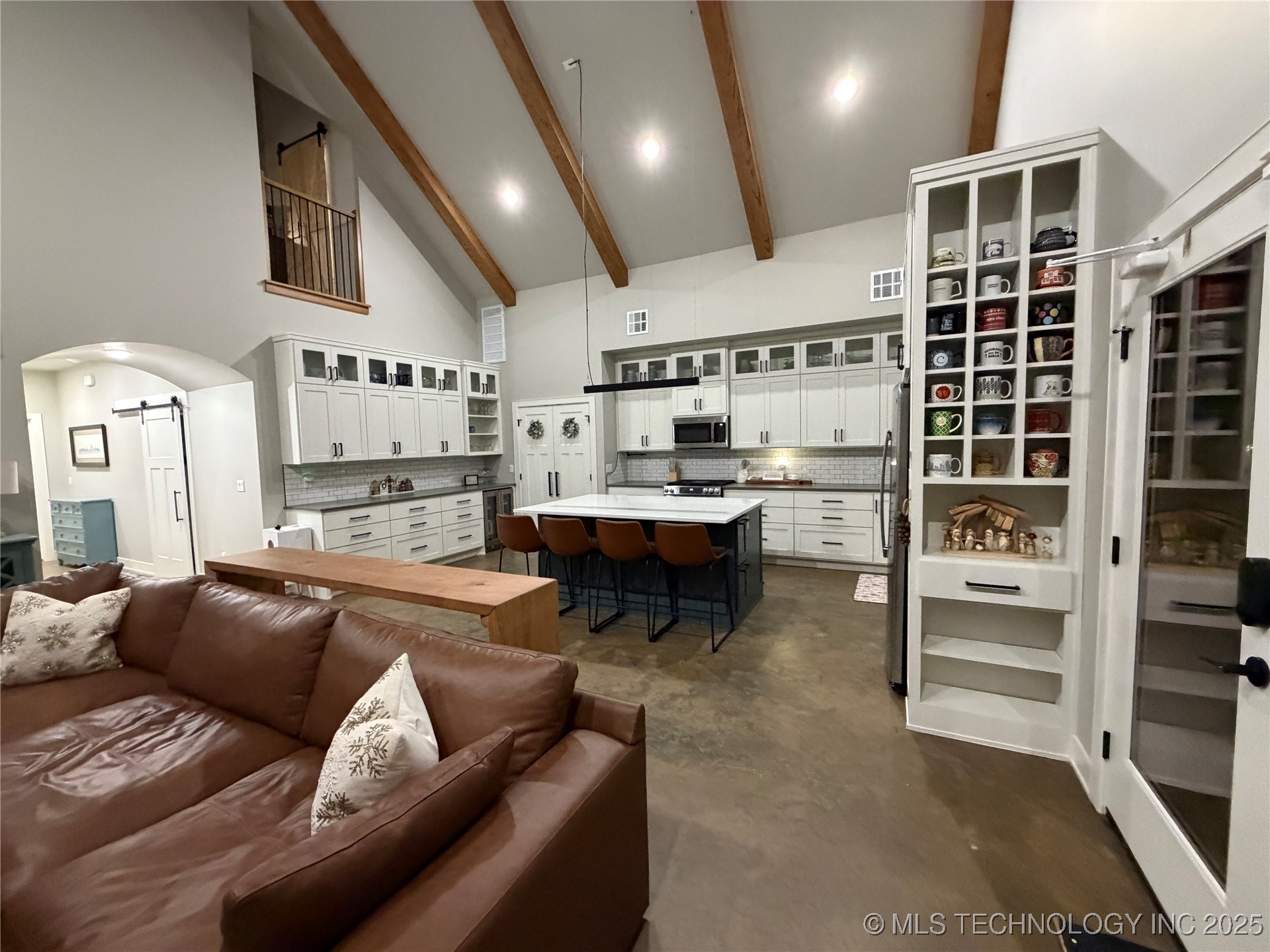 12875 N 193rd East Avenue Property Photo 5