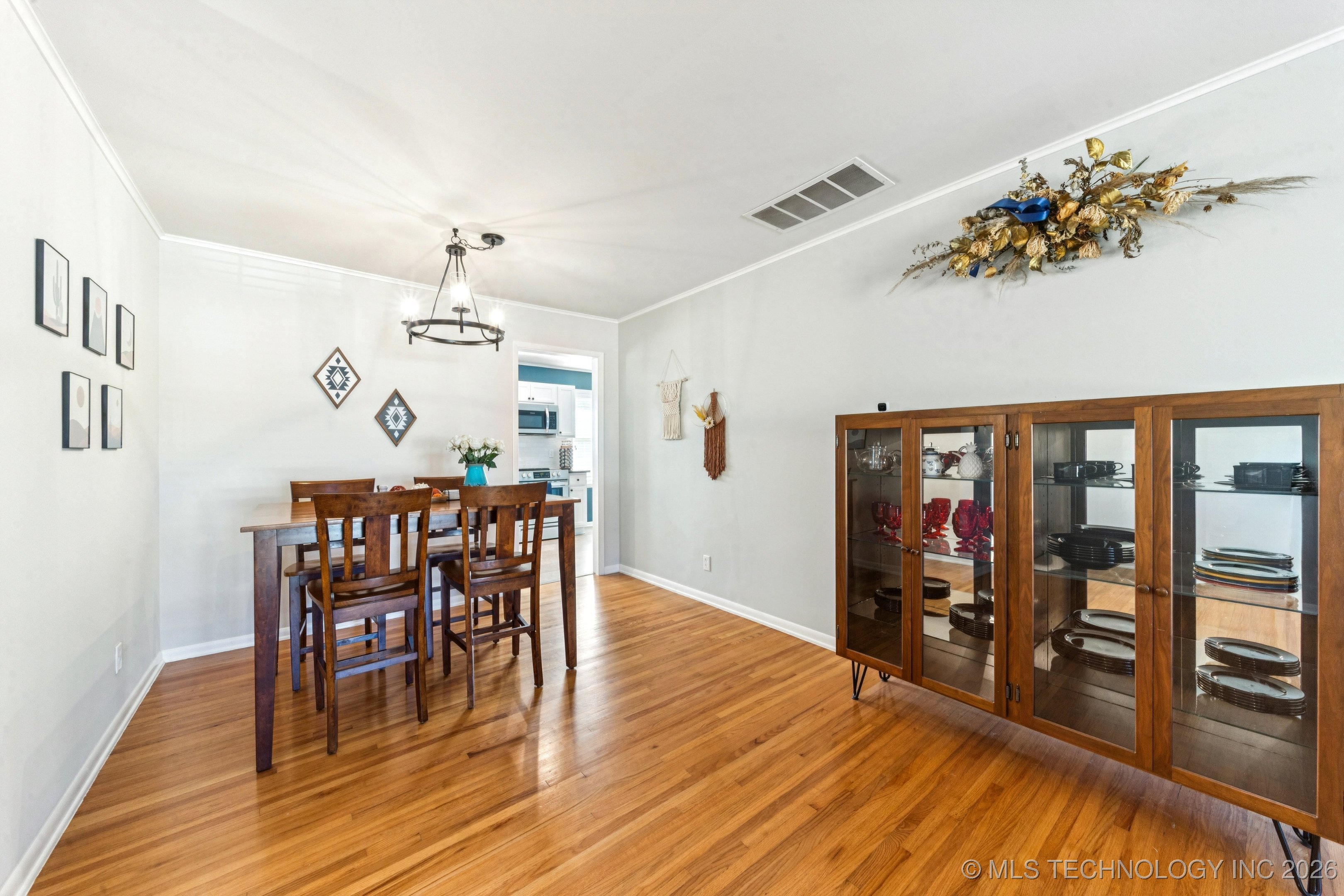 4428 E 49th Street Property Photo 15