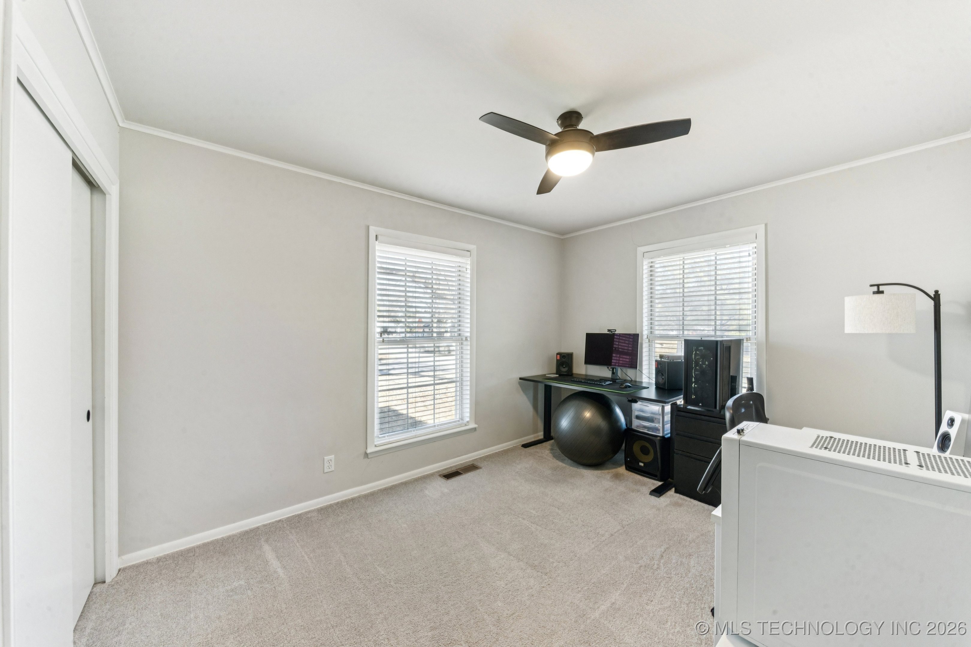 4428 E 49th Street Property Photo 26