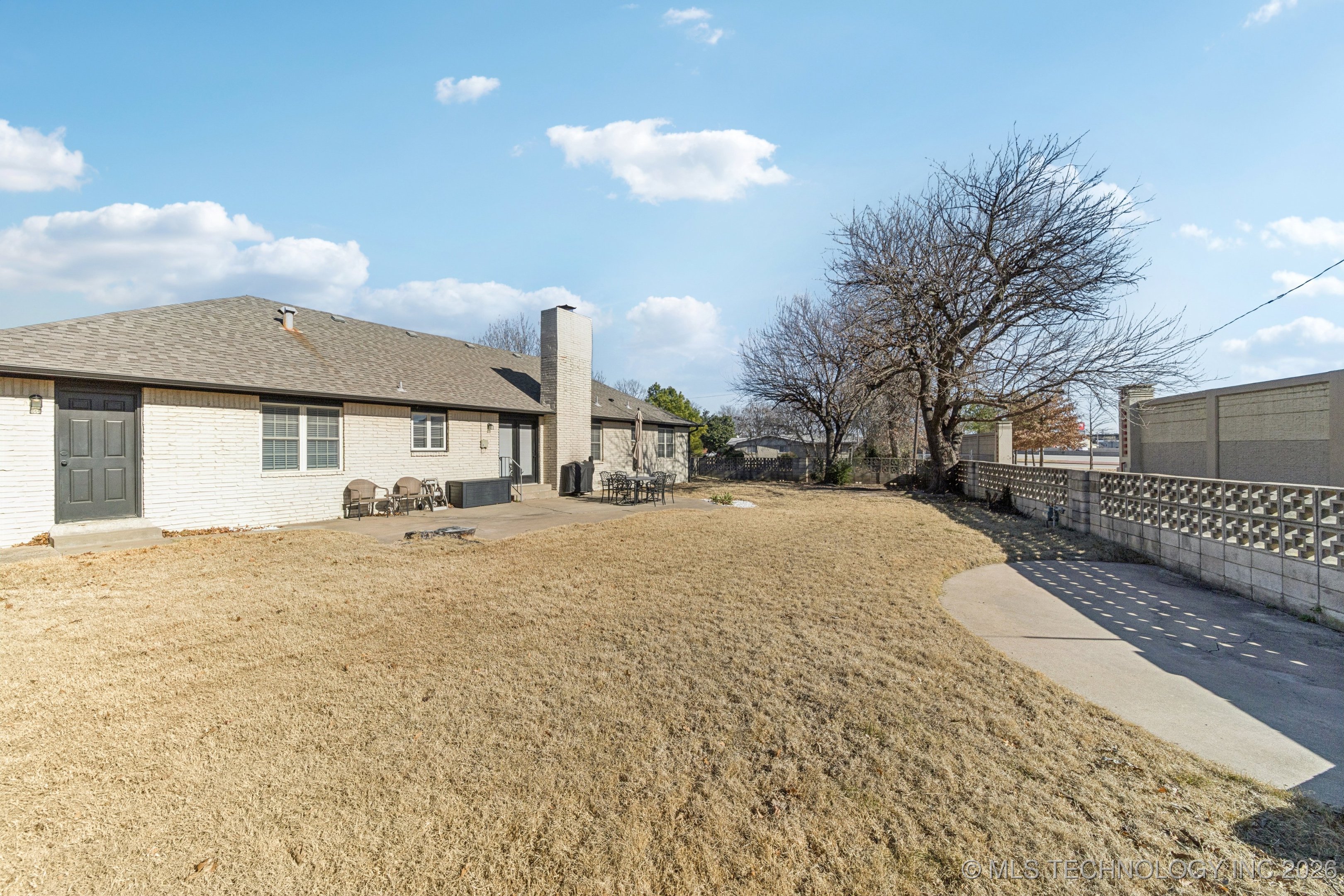 4428 E 49th Street Property Photo 29