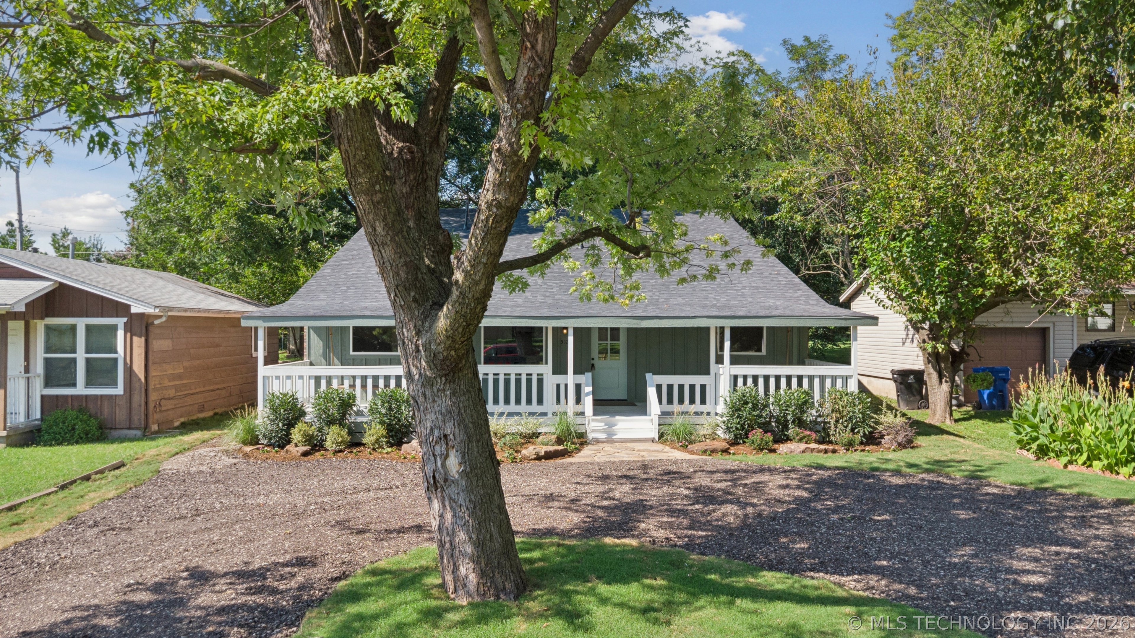 0512 W Dallas Street Property Photo 1