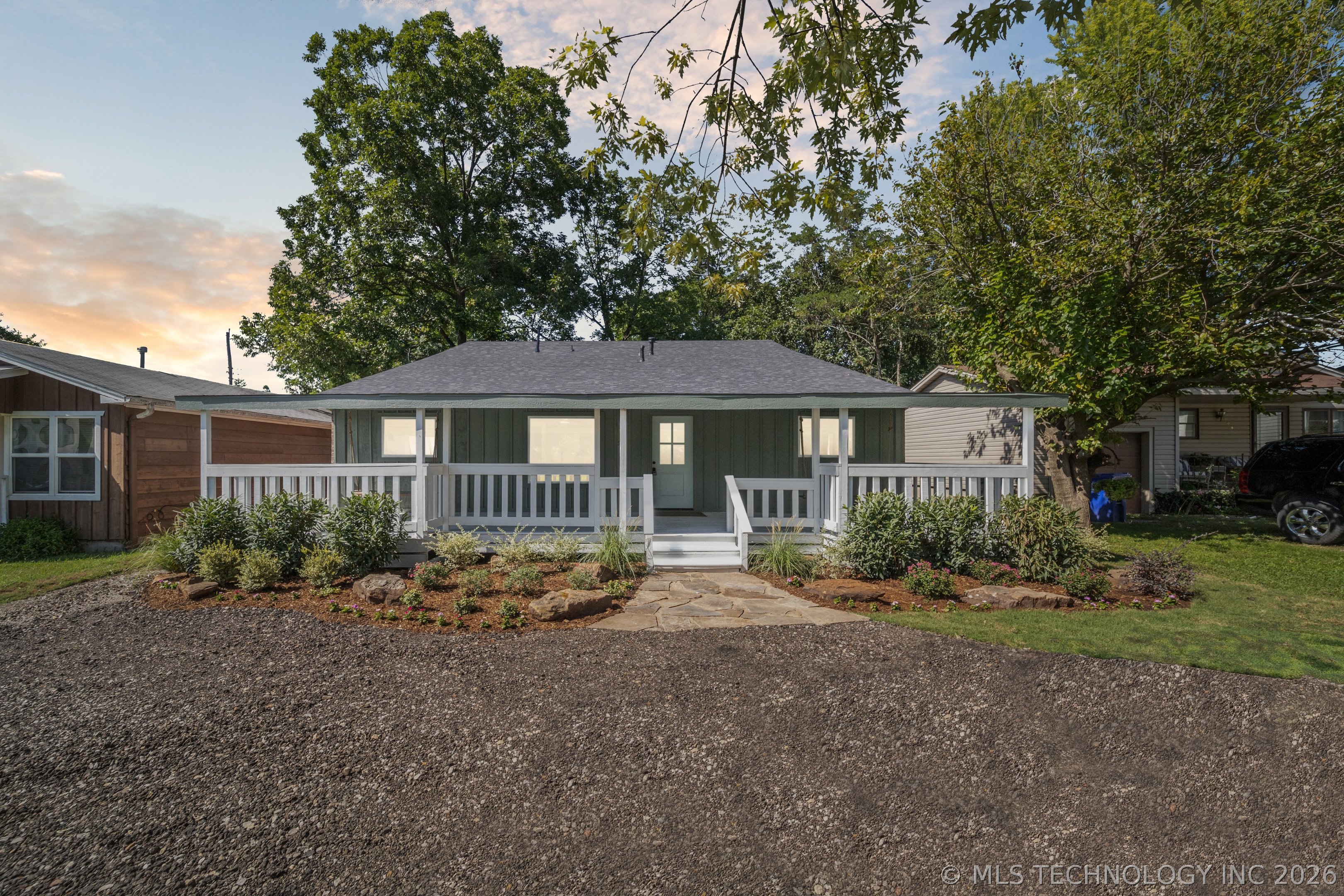 0512 W Dallas Street Property Photo 6