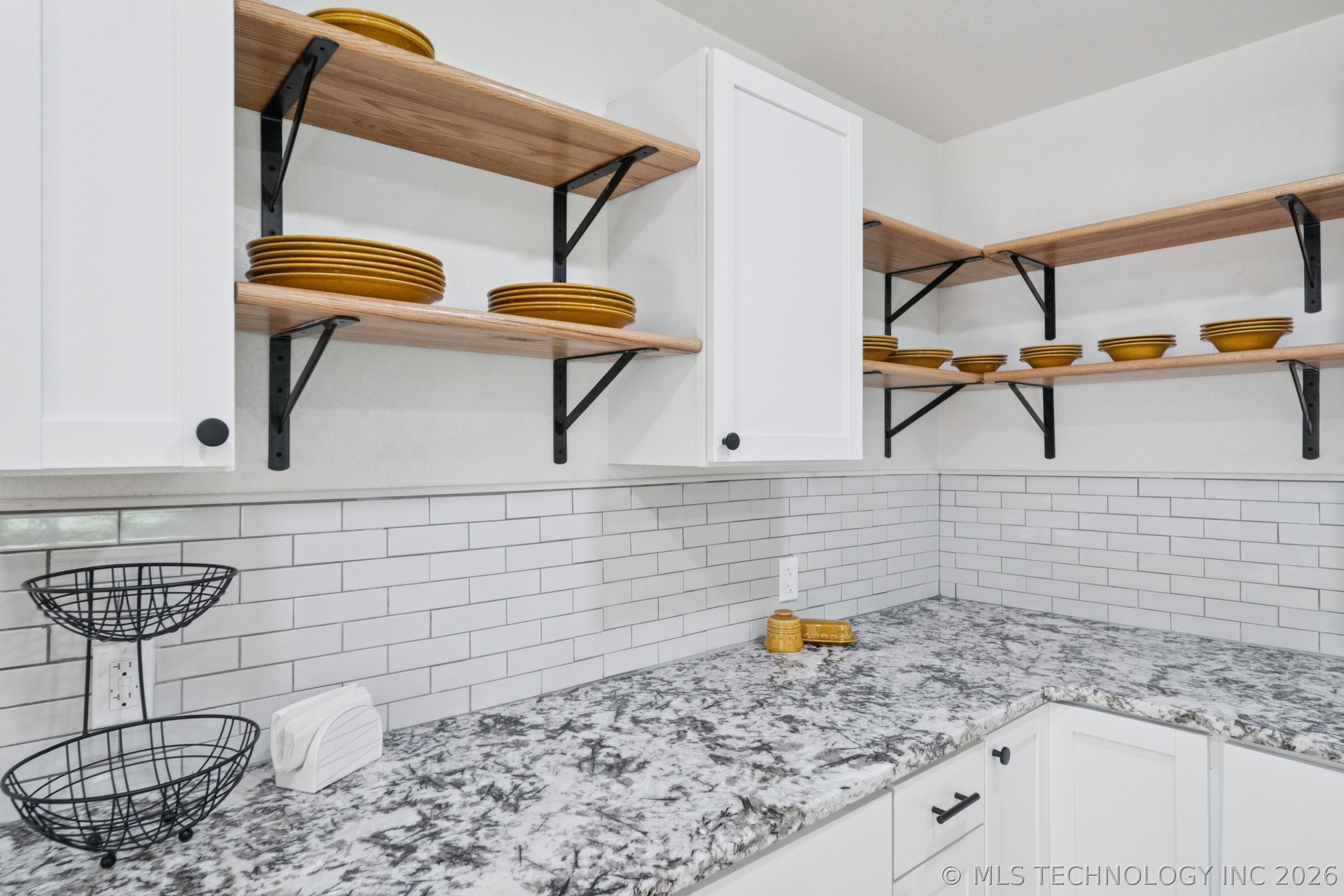 0512 W Dallas Street Property Photo 19