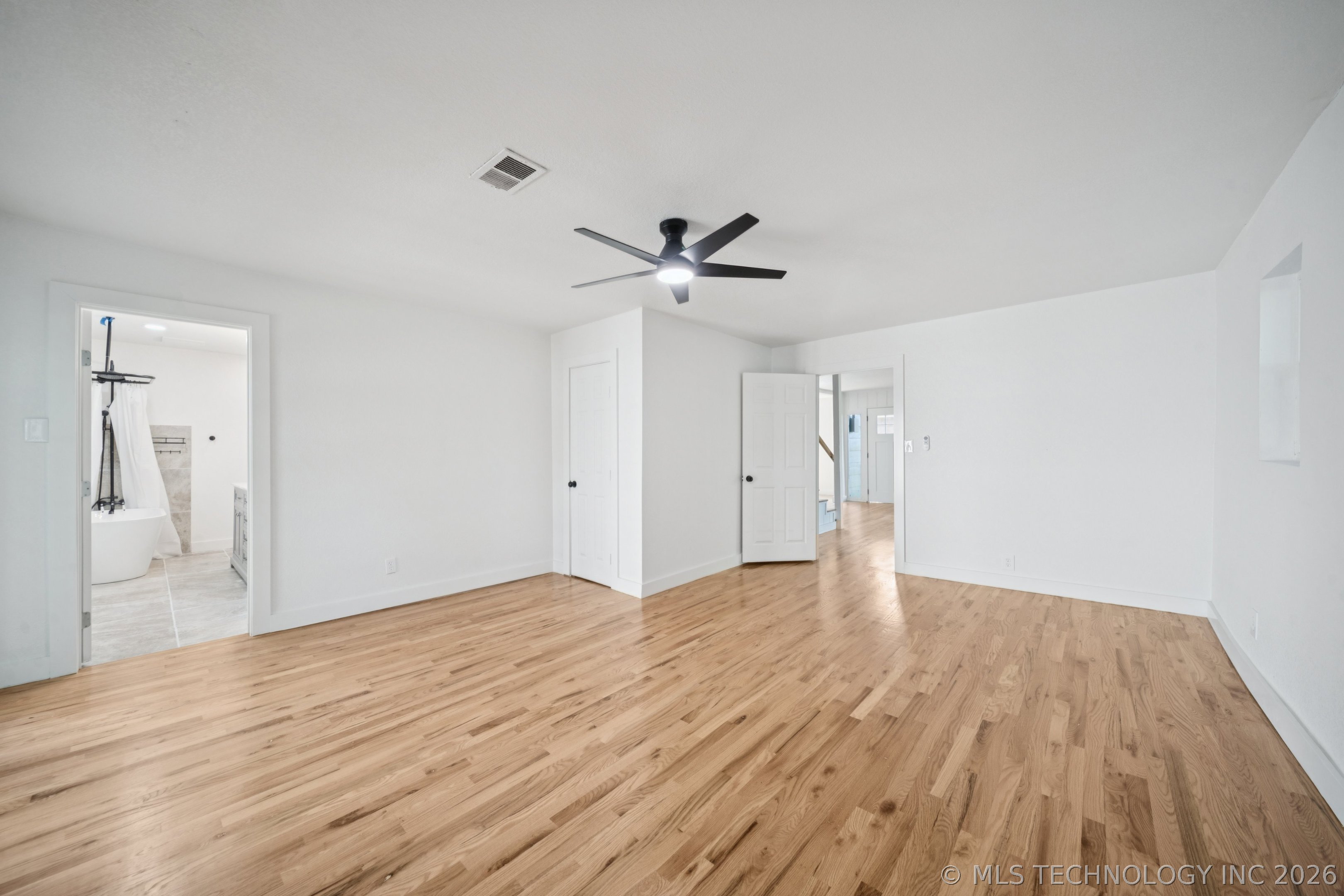 0512 W Dallas Street Property Photo 26