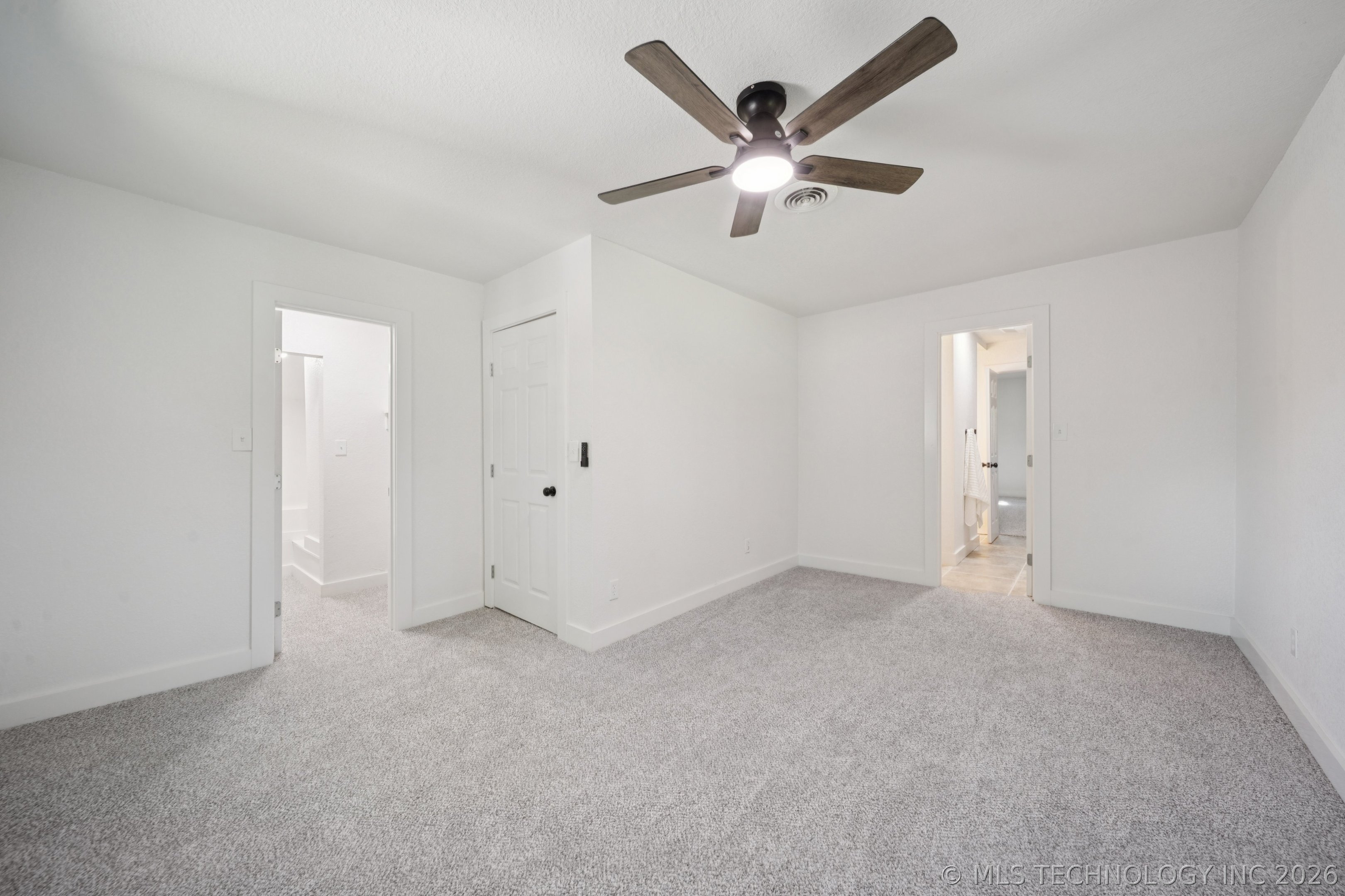 0512 W Dallas Street Property Photo 34