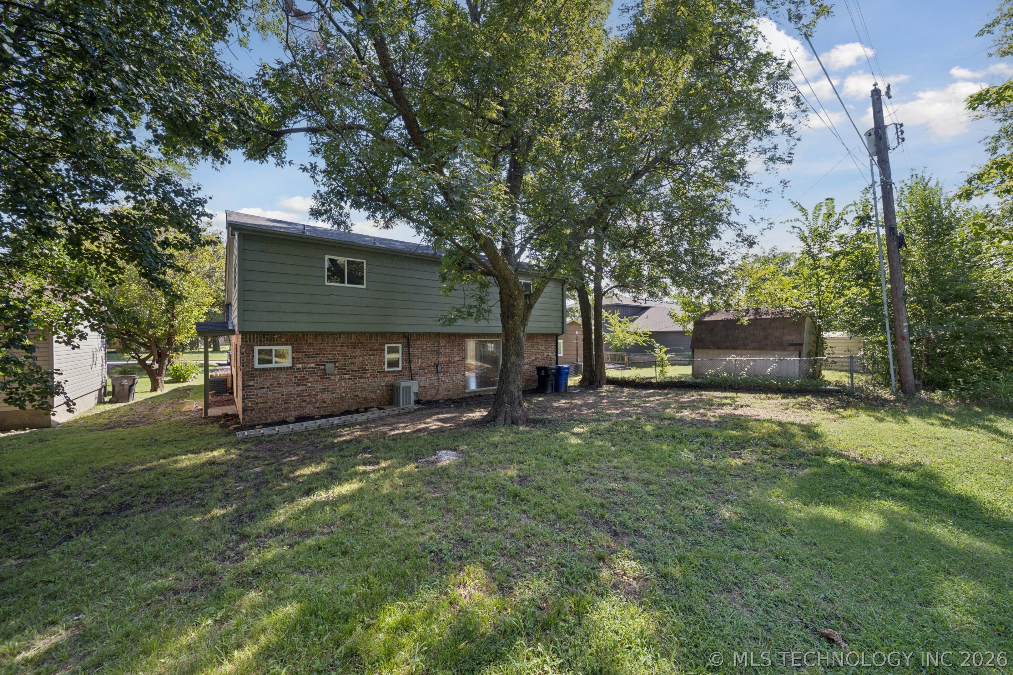 0512 W Dallas Street Property Photo 40