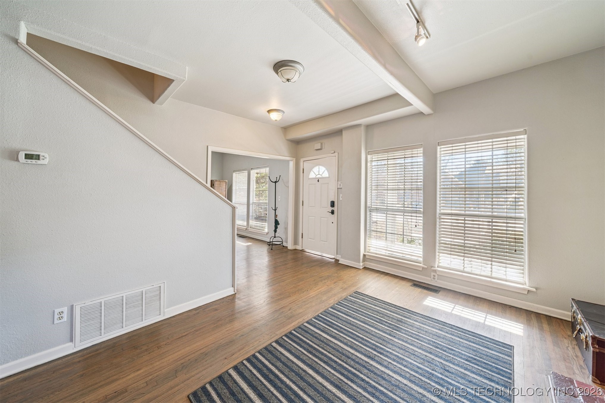 1031 E 36th Street Property Photo 7