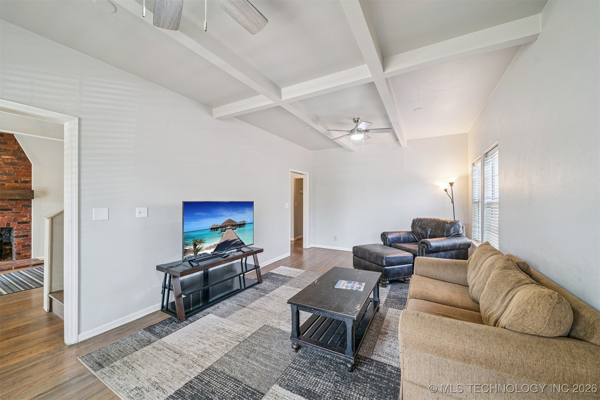 1031 E 36th Street Property Photo 9