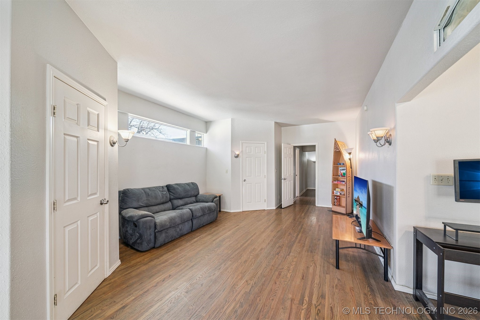 1031 E 36th Street Property Photo 28