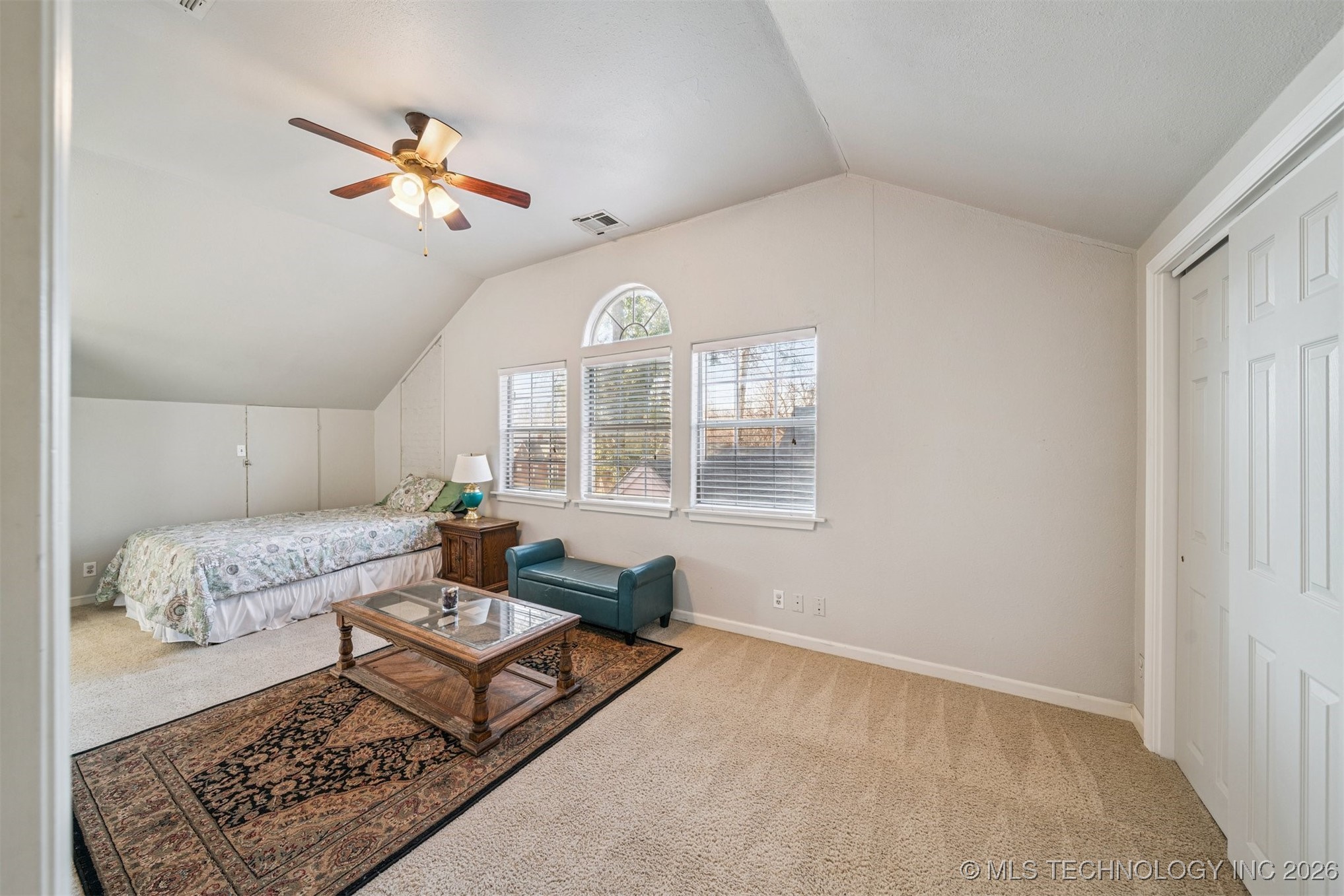 1031 E 36th Street Property Photo 29