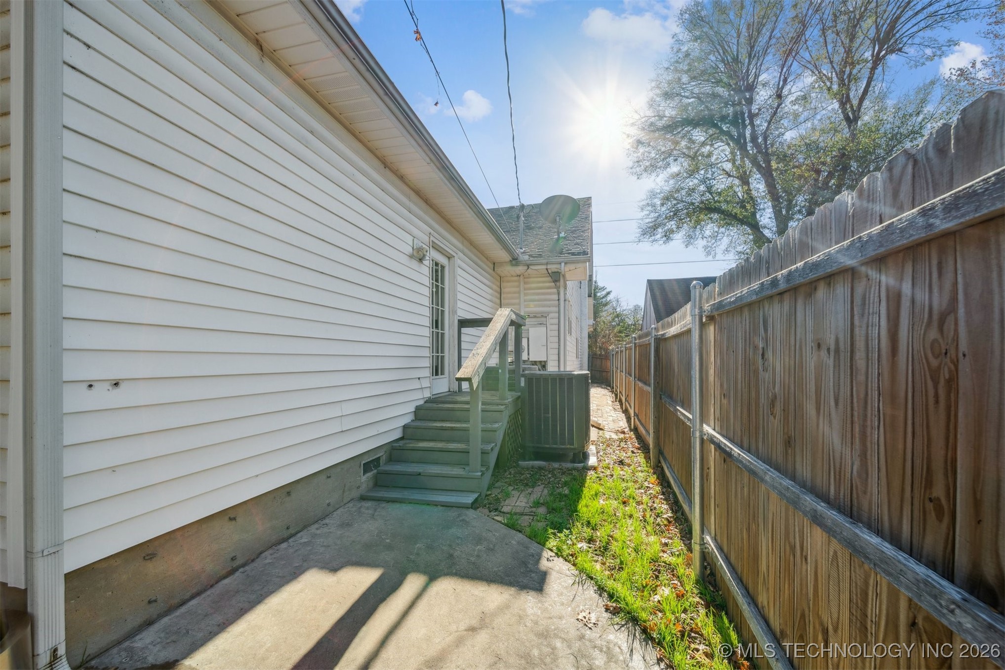 1031 E 36th Street Property Photo 41