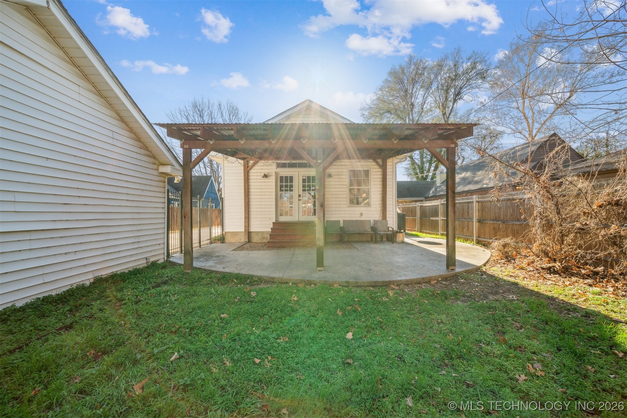 1031 E 36th Street Property Photo 43