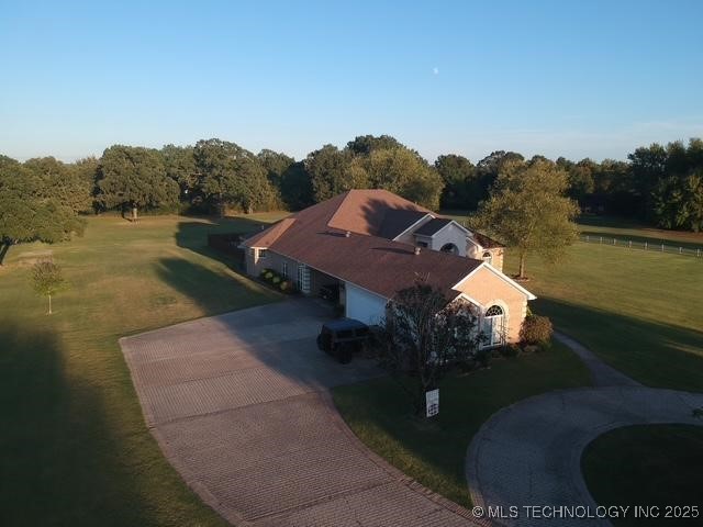 1404 N Broadway Property Photo 8