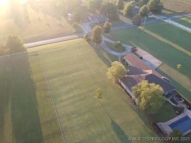 1404 N Broadway Property Photo 10