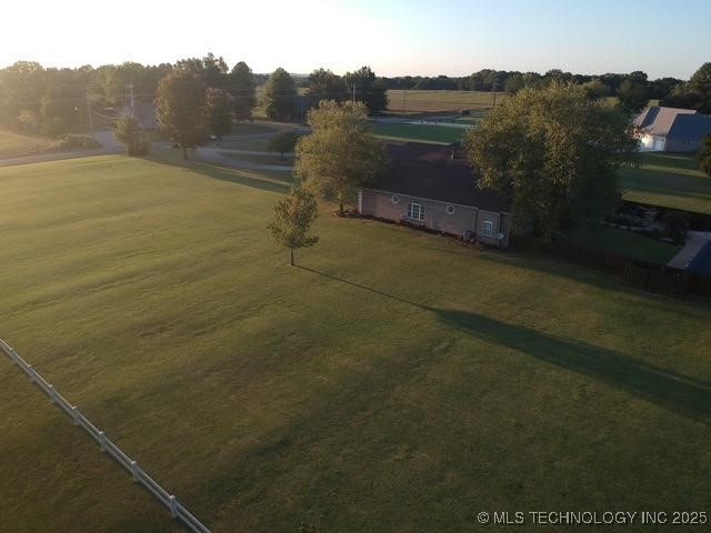 1404 N Broadway Property Photo 11