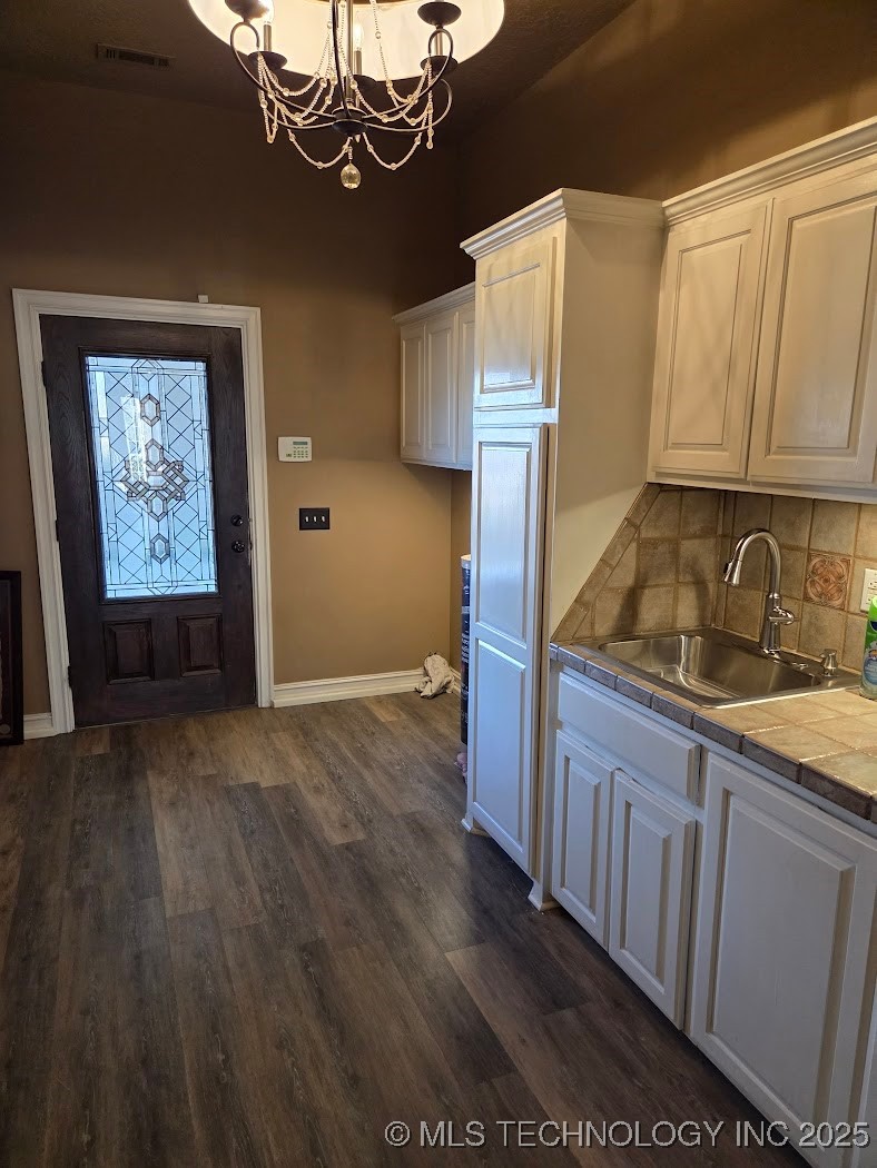 1404 N Broadway Property Photo 38