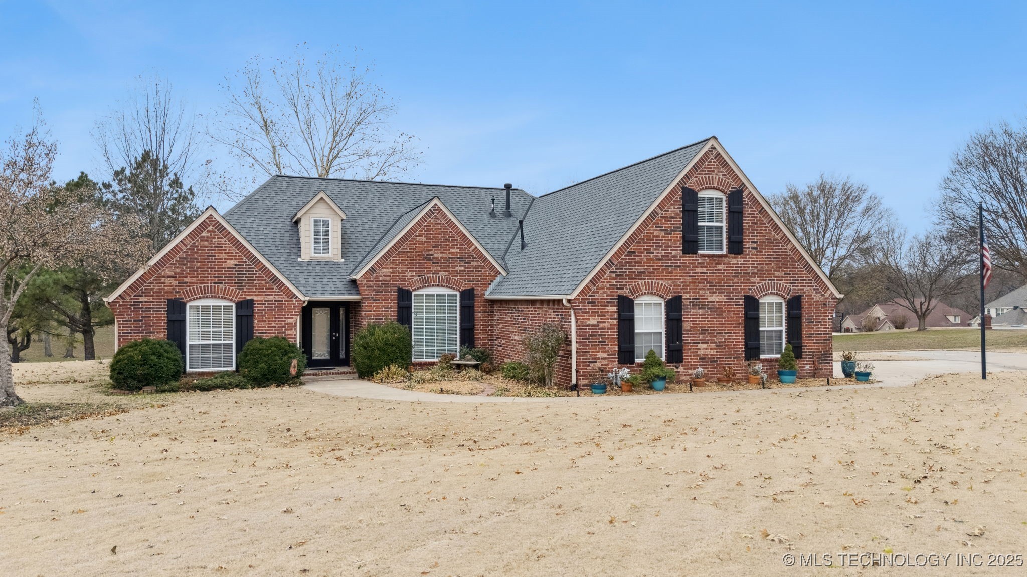 9910 E Shadowlake Lane Property Photo 1