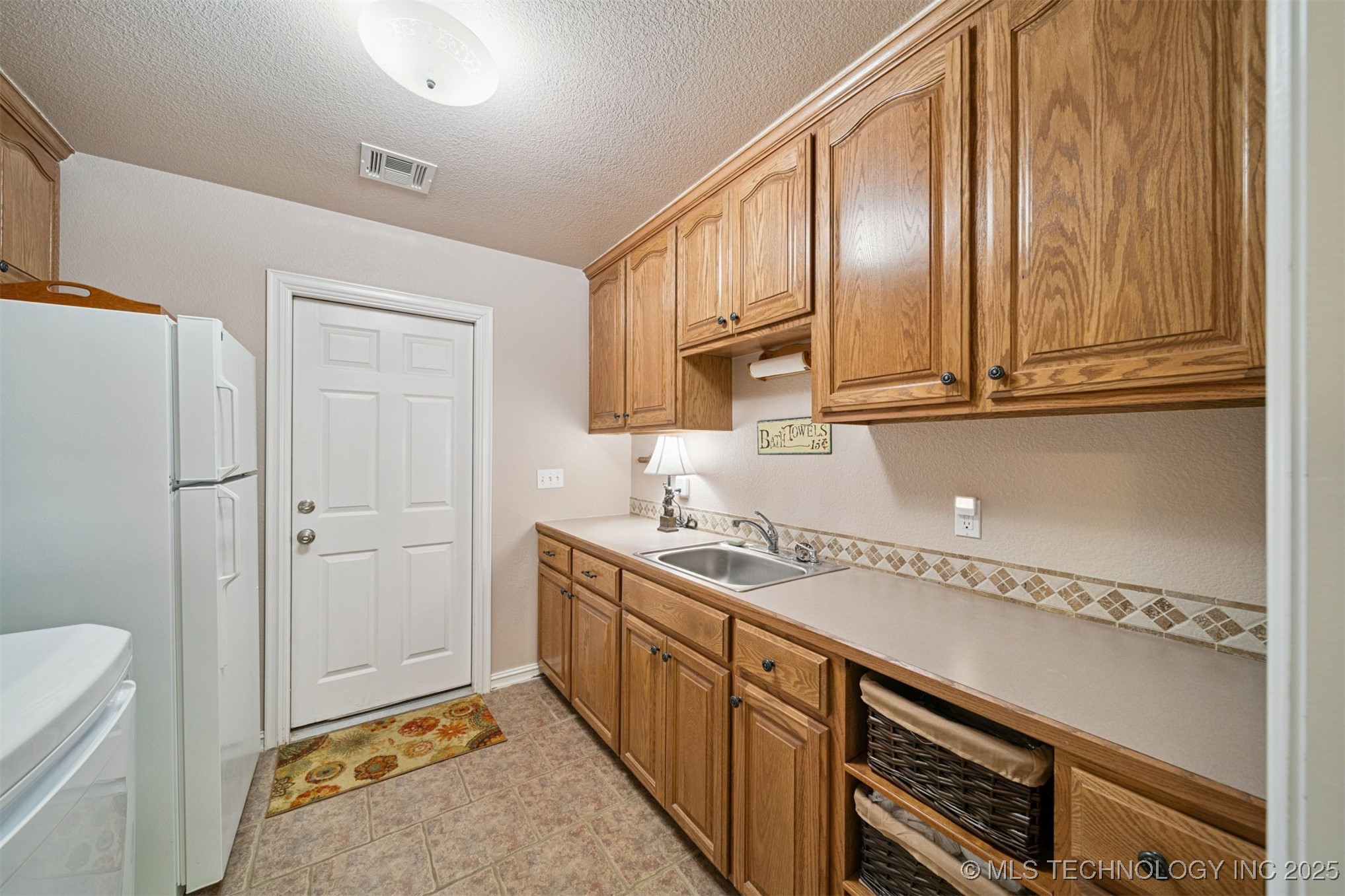 9910 E Shadowlake Lane Property Photo 25