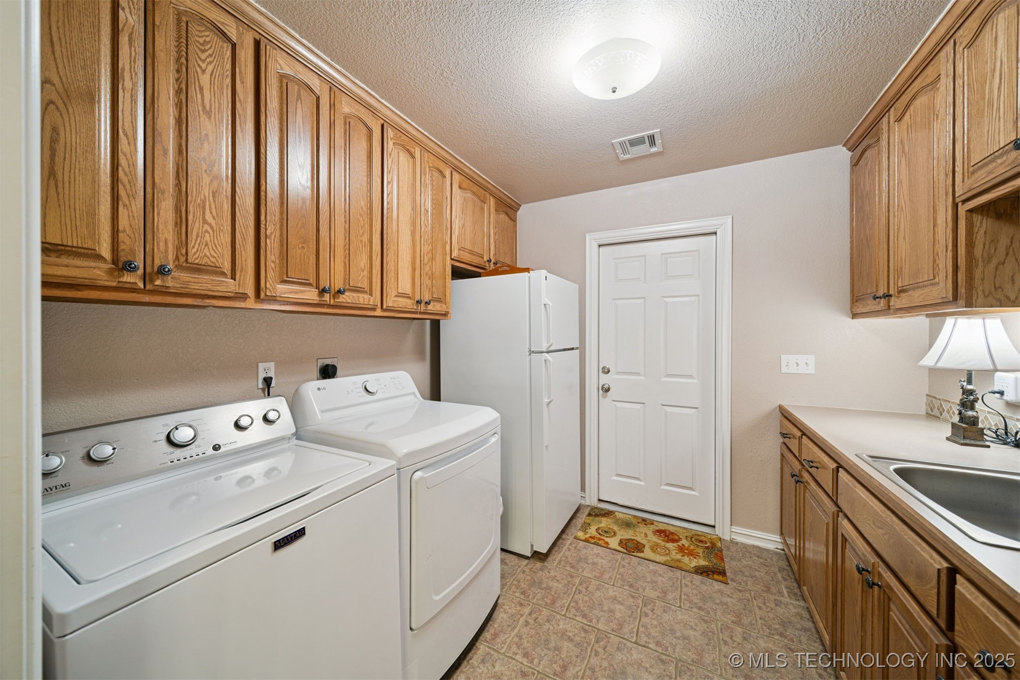 9910 E Shadowlake Lane Property Photo 26