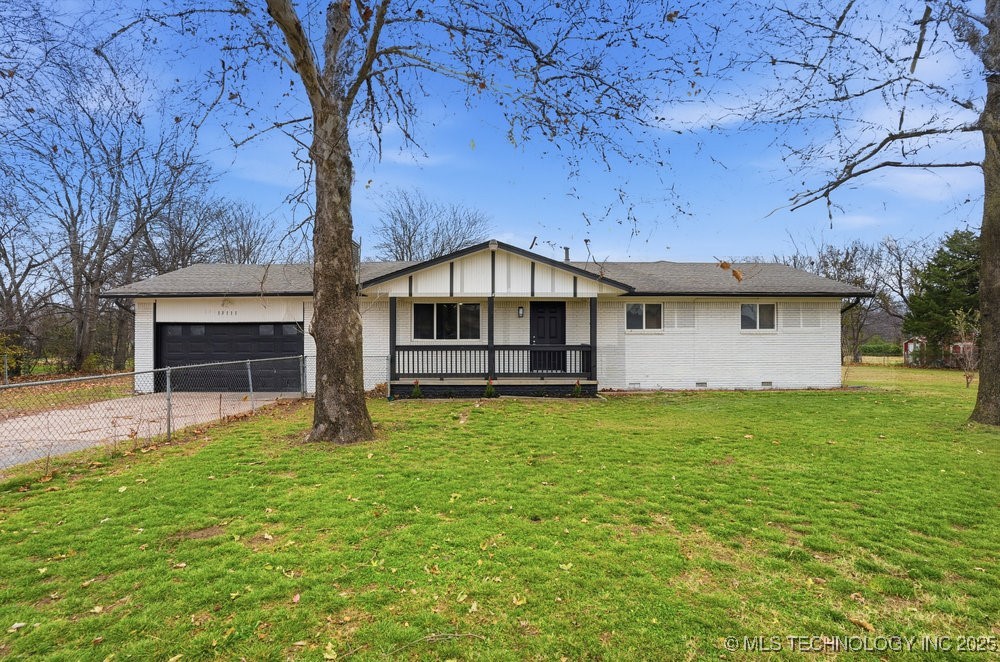 13111 E 76th Street Property Photo 2