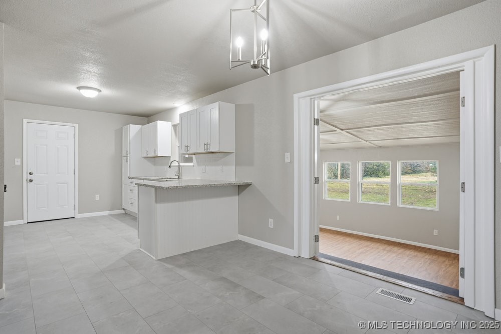 13111 E 76th Street Property Photo 11