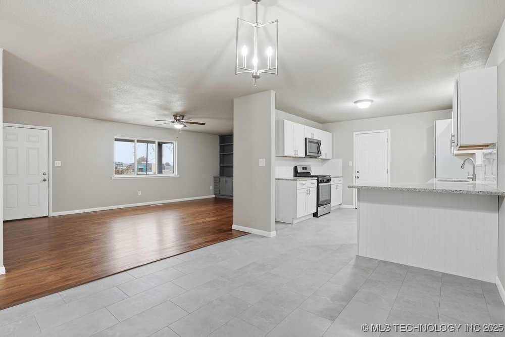 13111 E 76th Street Property Photo 13