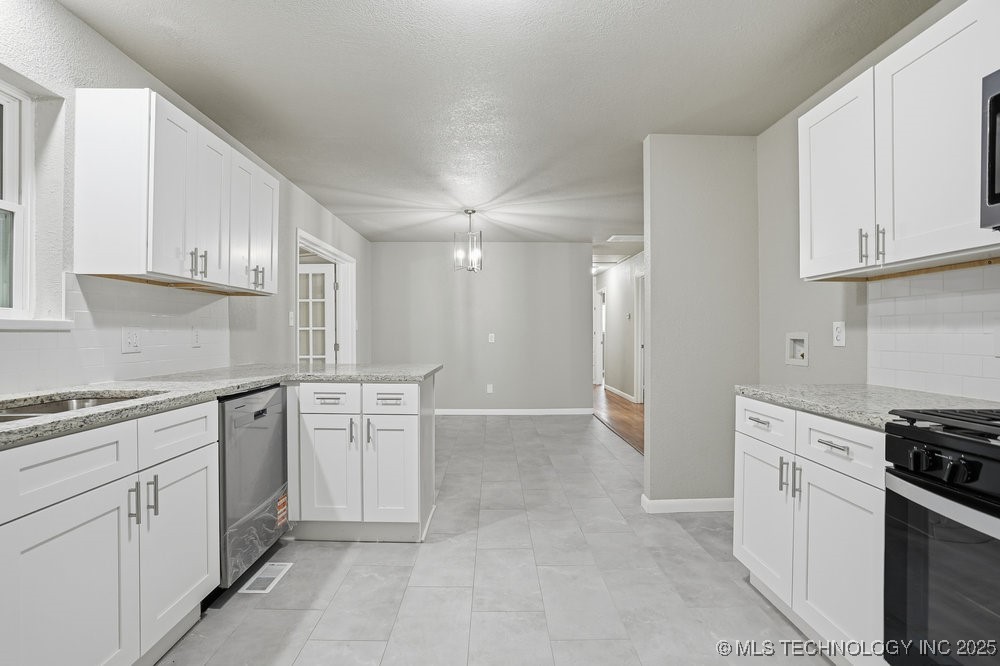 13111 E 76th Street Property Photo 19