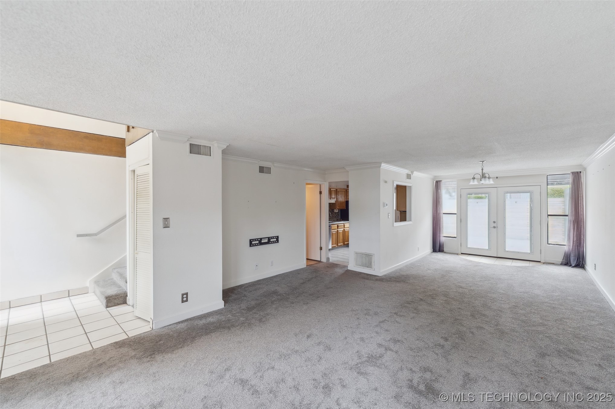 410 W 7th Street 241 Property Photo 6