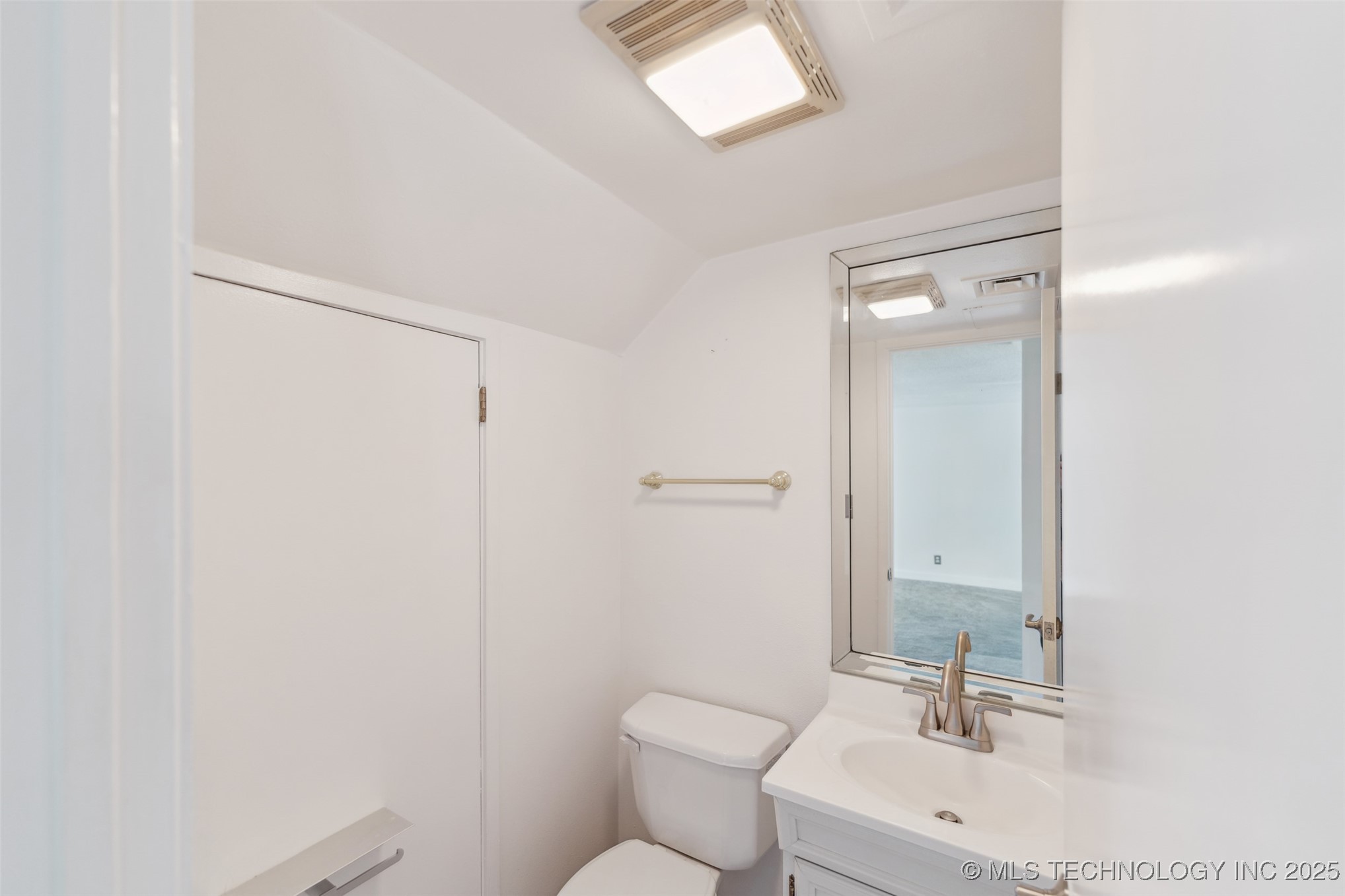 410 W 7th Street 241 Property Photo 7