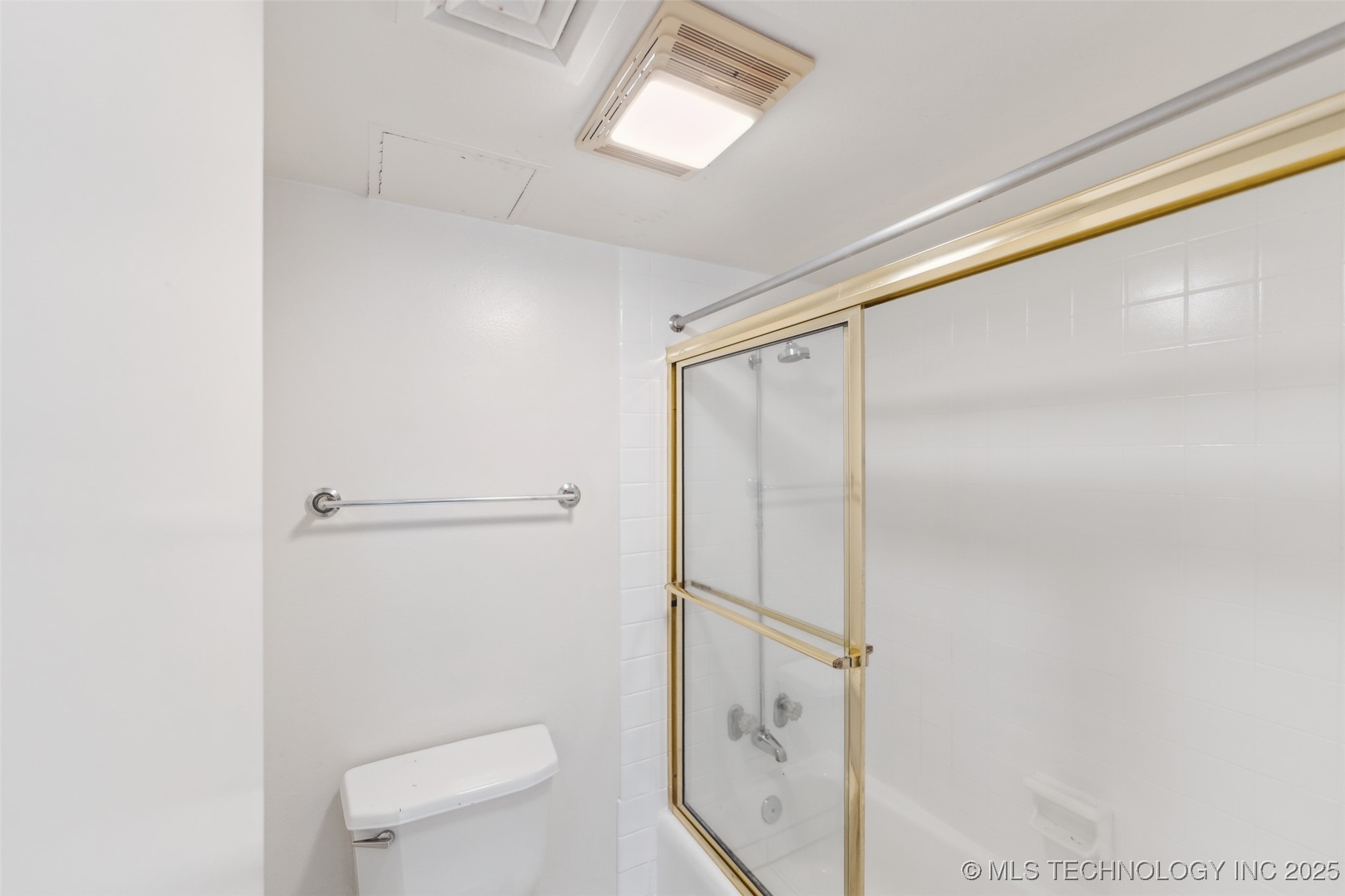 410 W 7th Street 241 Property Photo 19