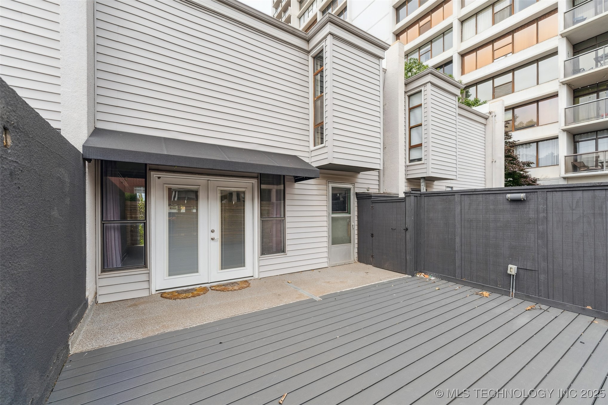 410 W 7th Street 241 Property Photo 21