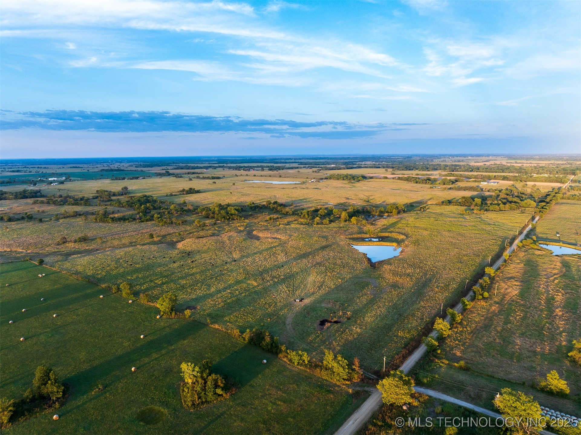 170 Ash Road Property Photo 6