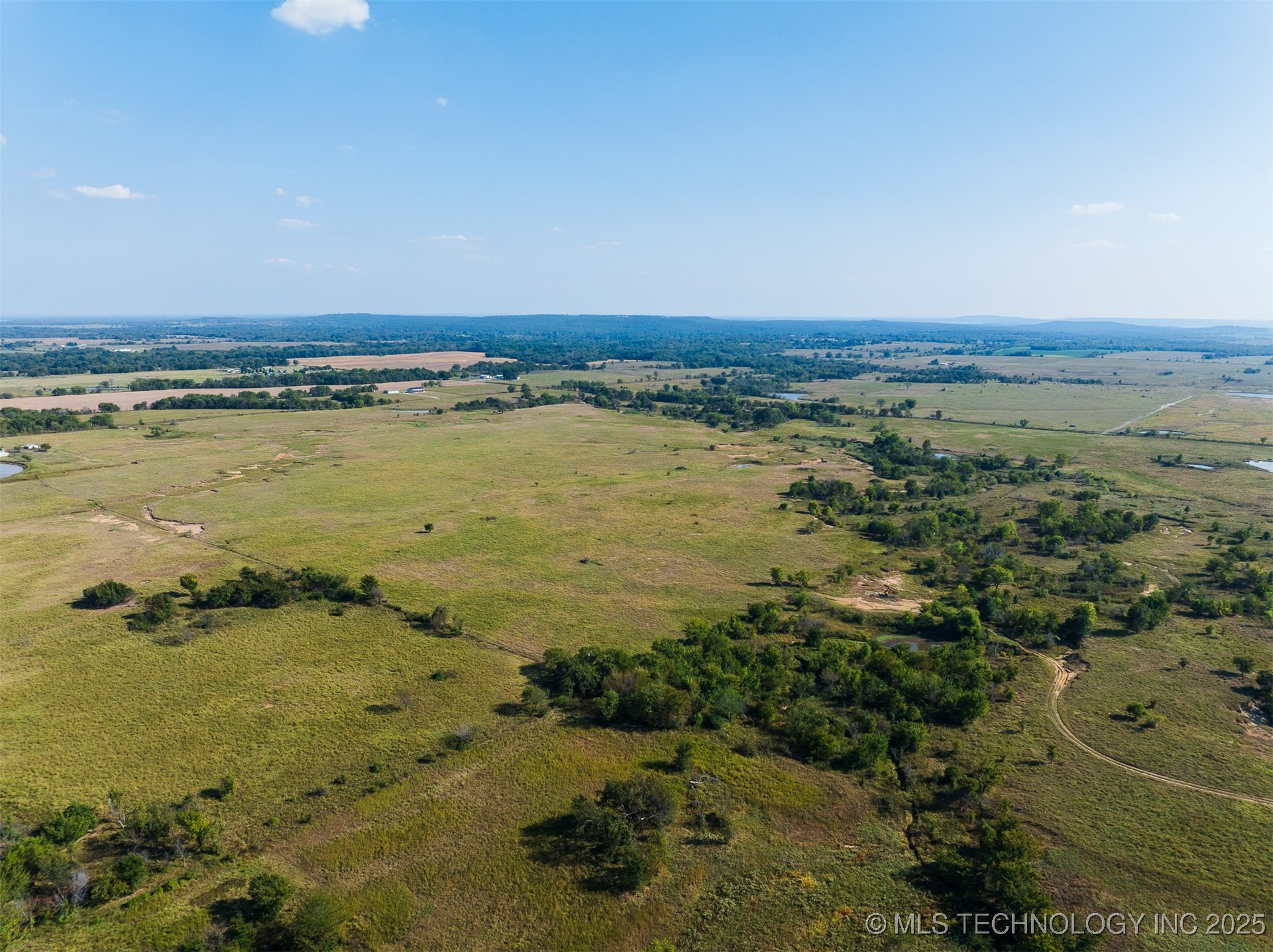 170 Ash Road Property Photo 36