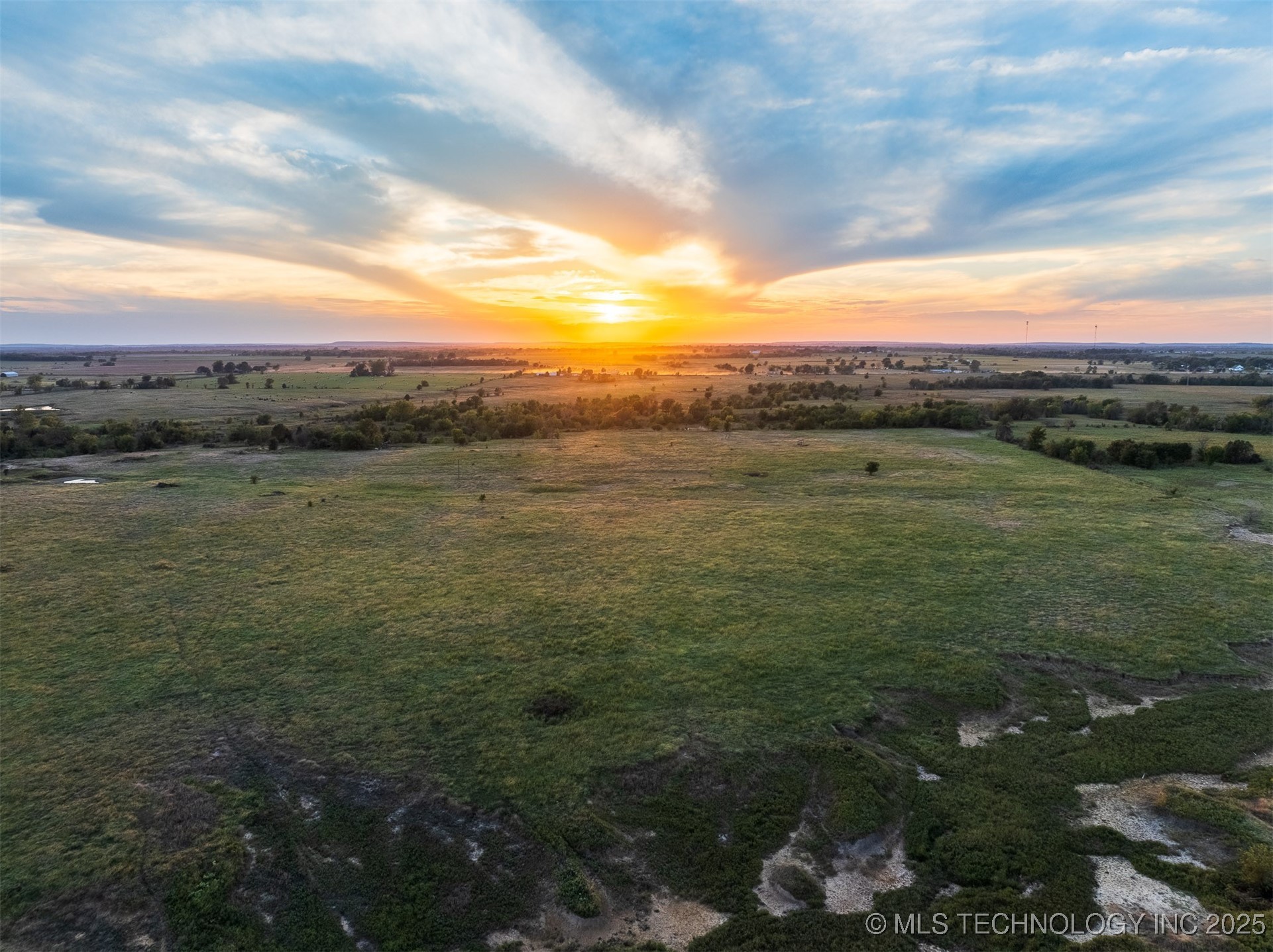 170 Ash Road Property Photo 43