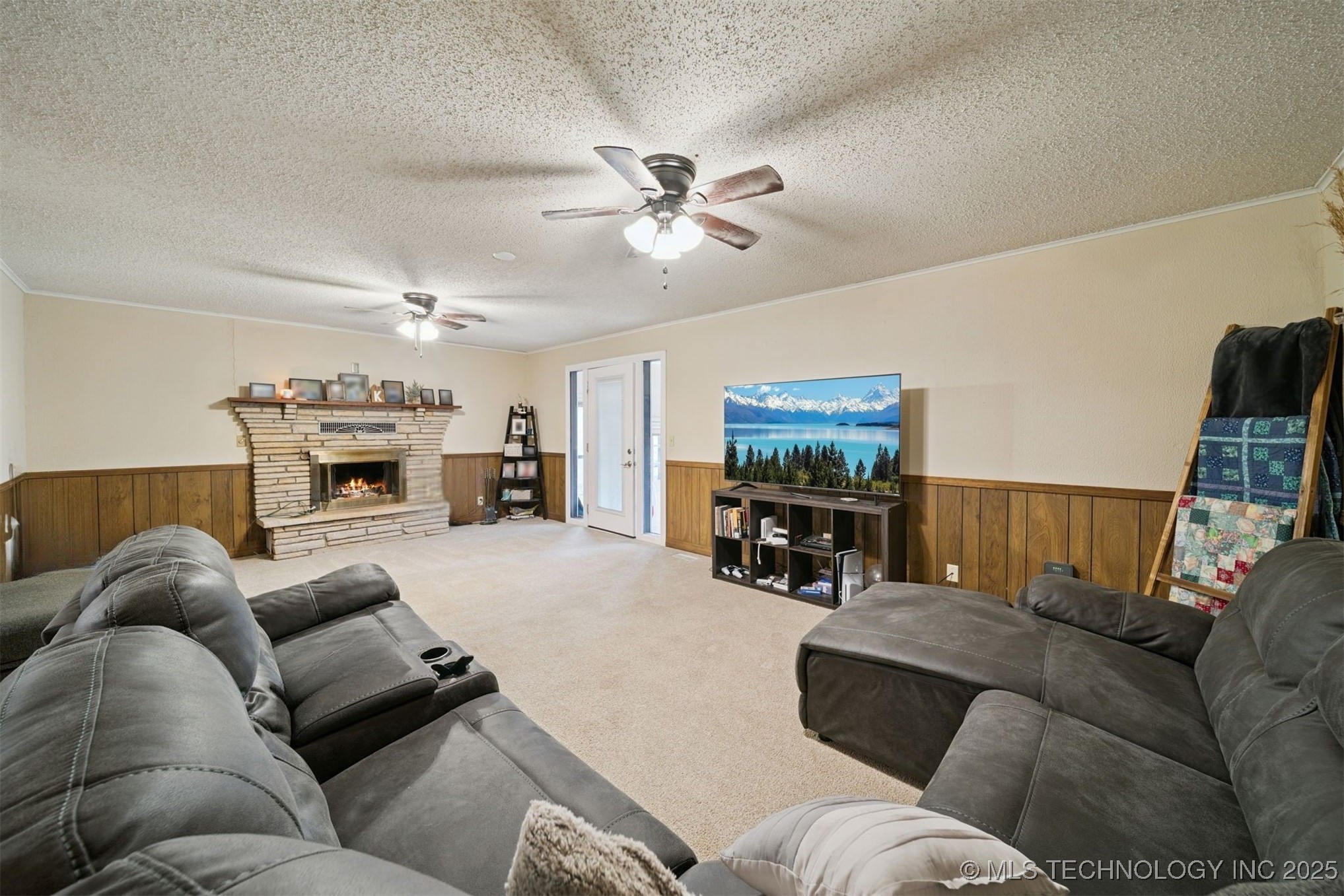 13266 S Spruce Lane Property Photo 3