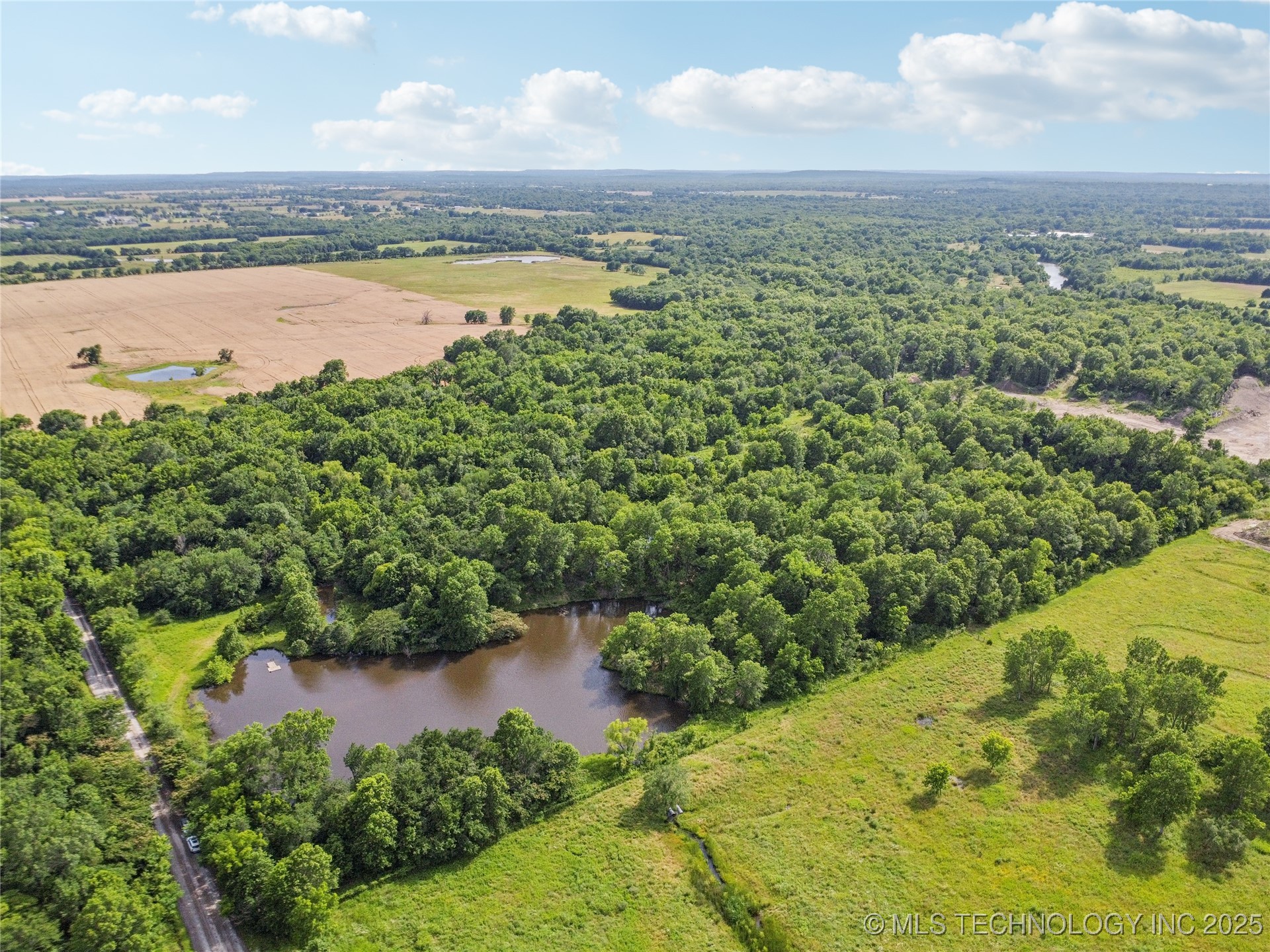 N 280 Road Property Photo 2