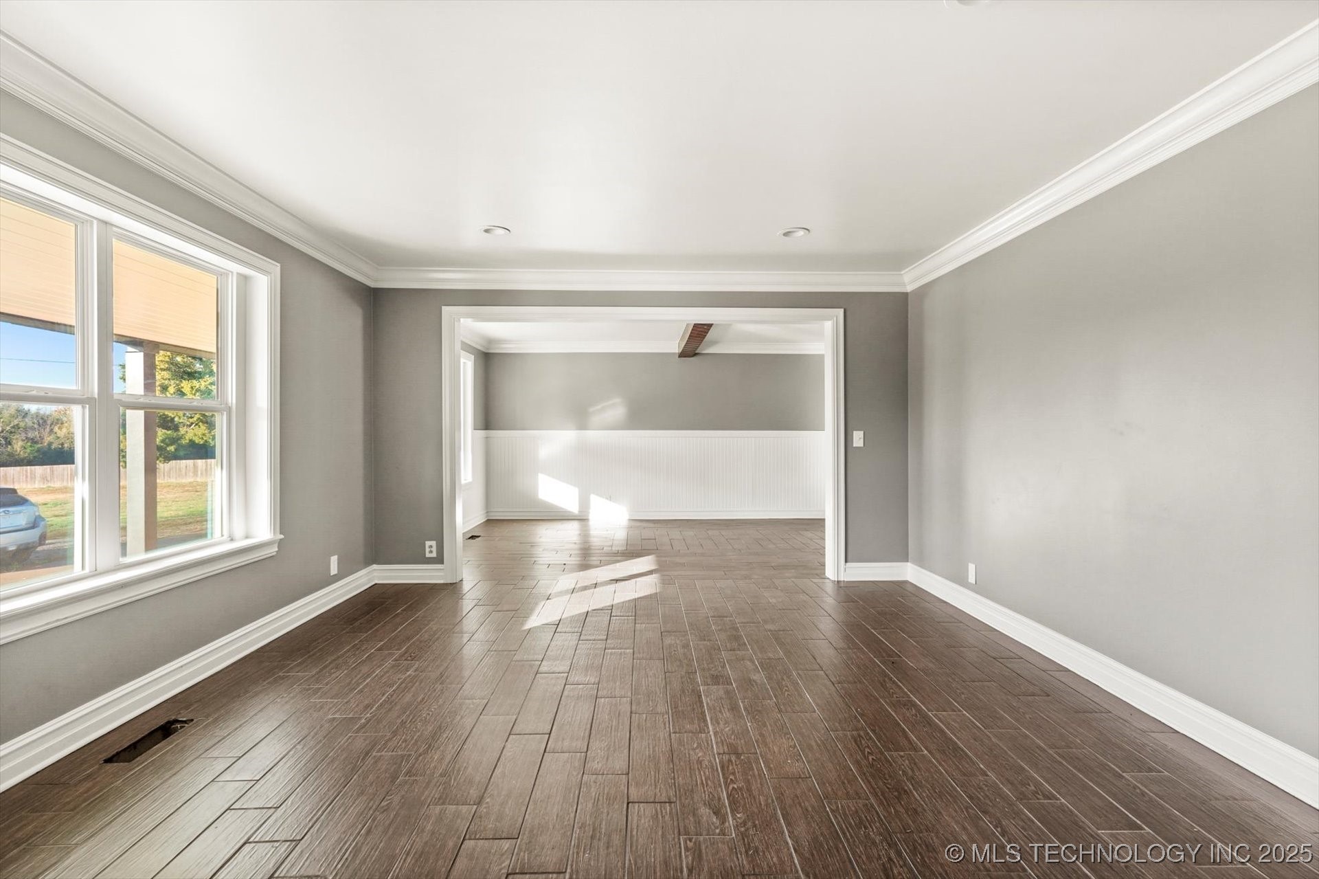 3951 E 86th Street N Property Photo 3