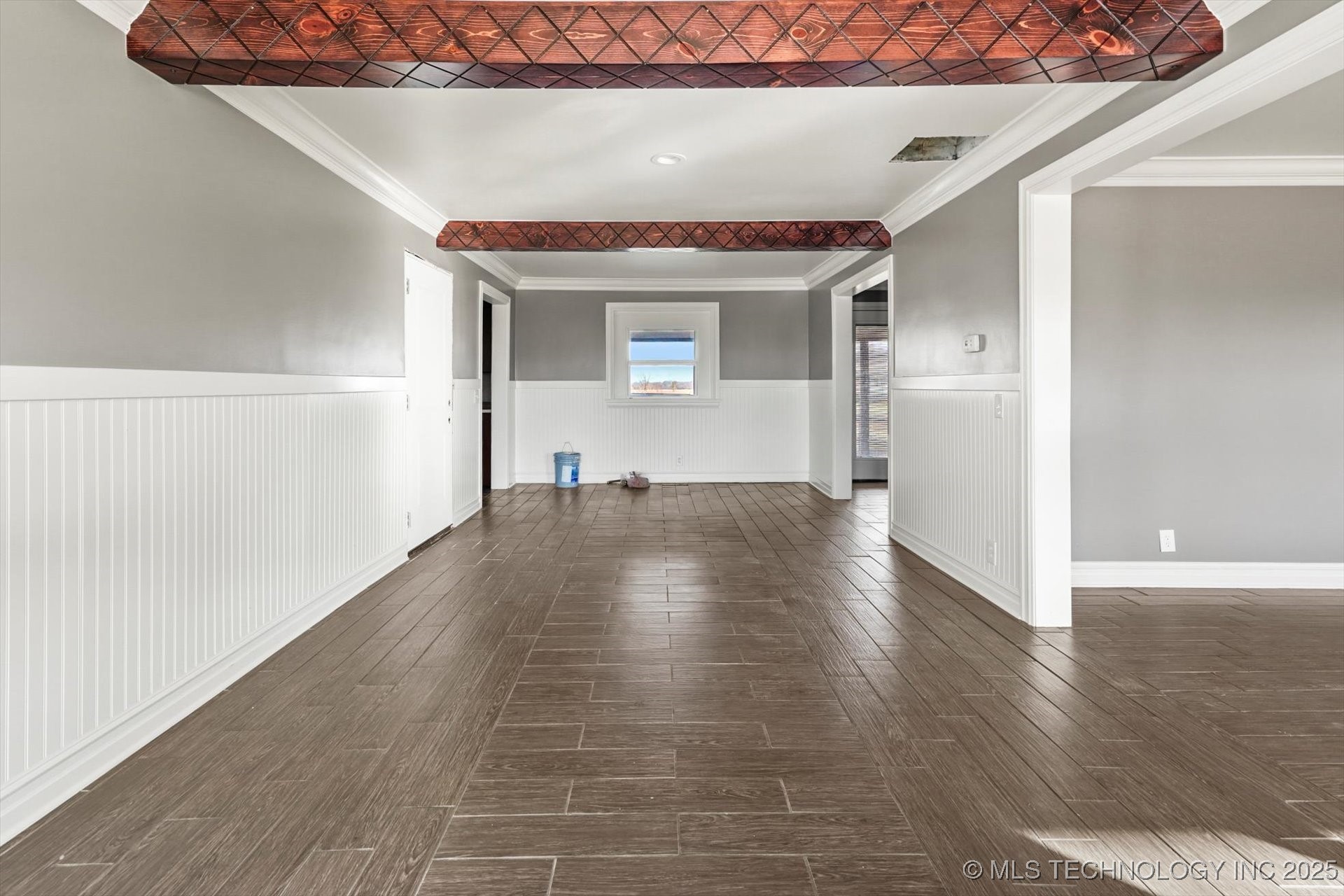 3951 E 86th Street N Property Photo 5