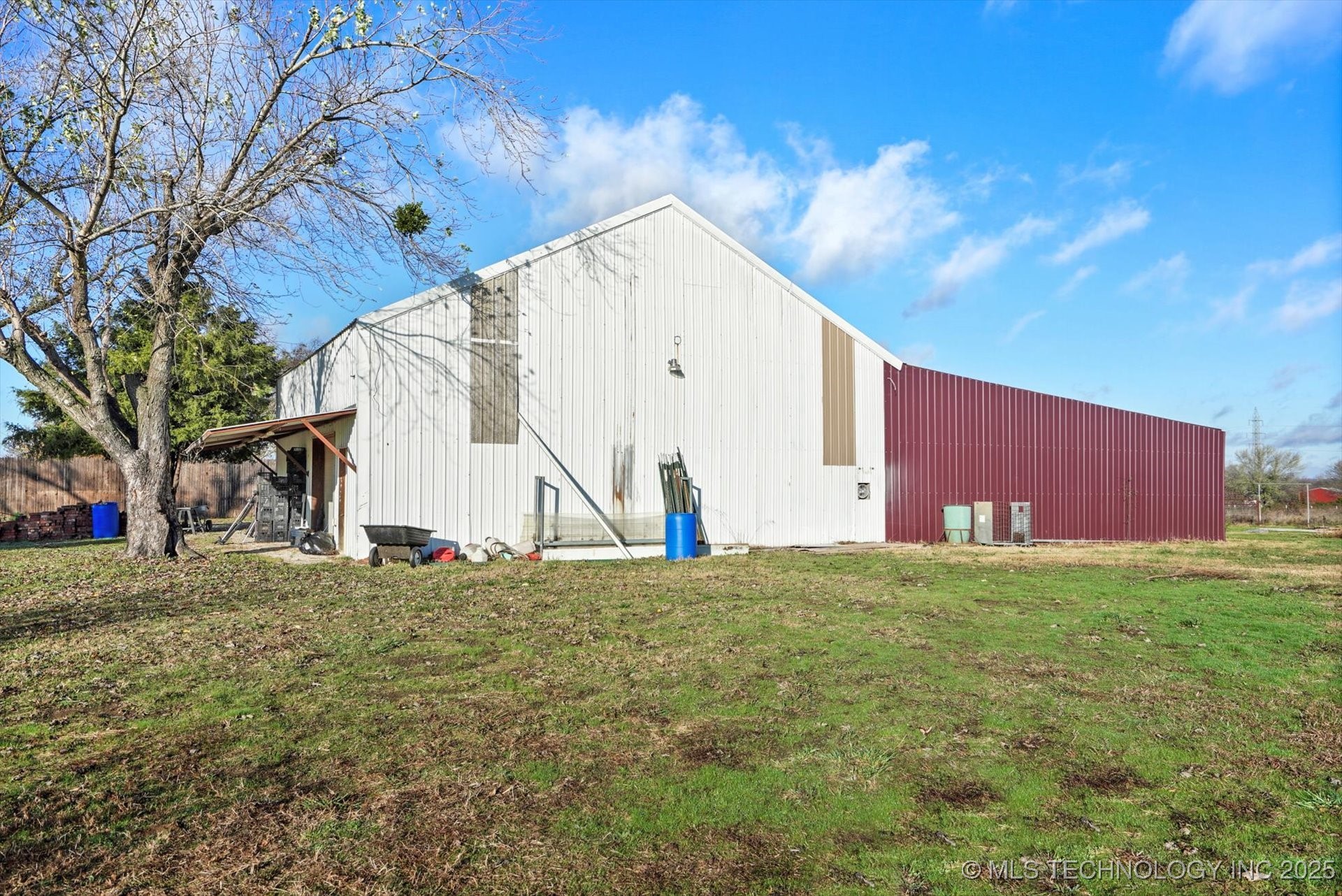 3951 E 86th Street N Property Photo 26