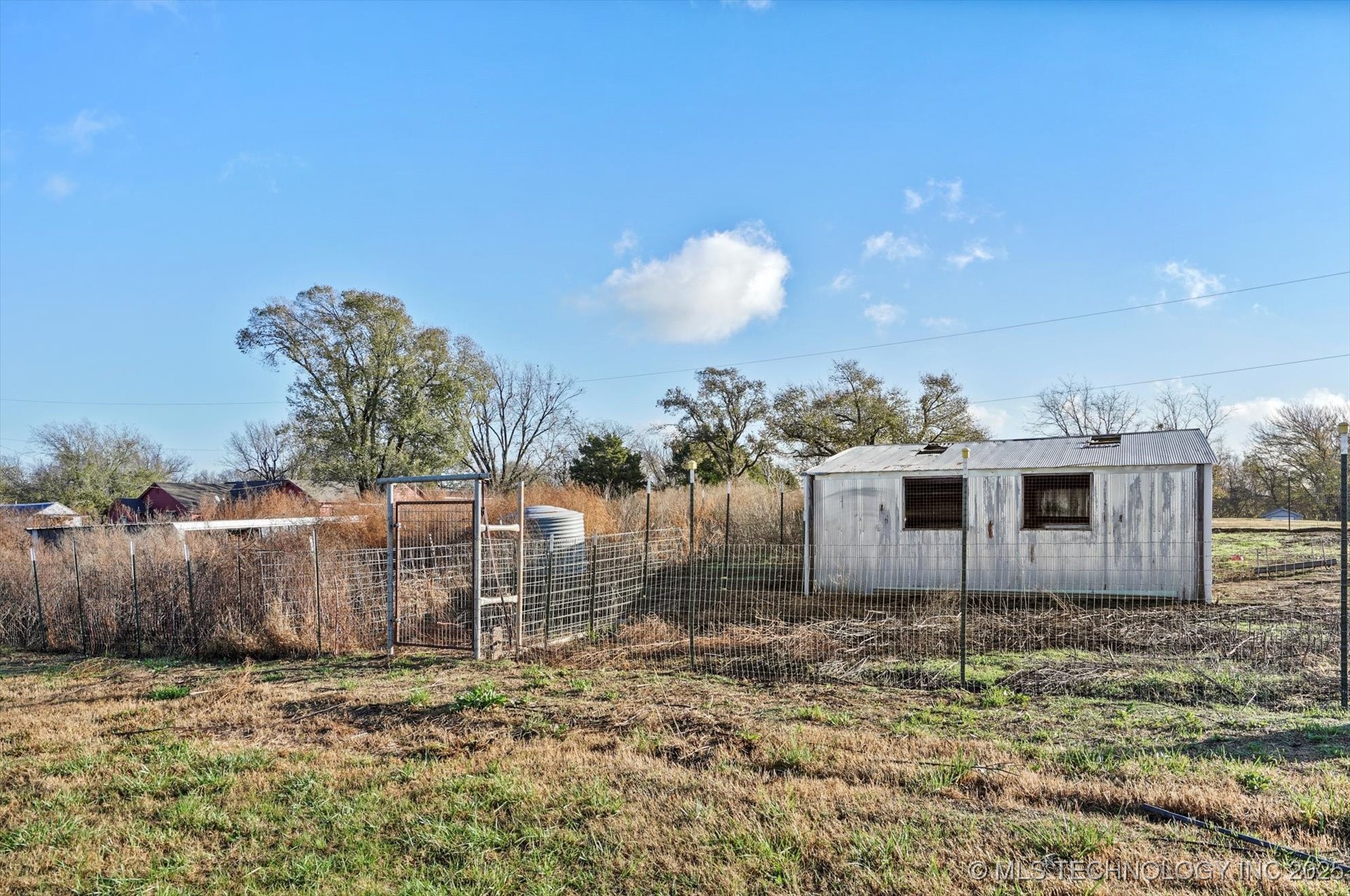 3951 E 86th Street N Property Photo 30