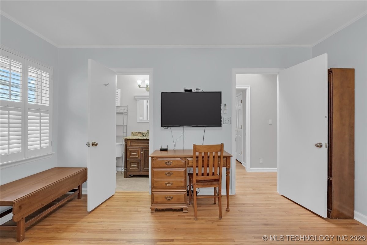 2242 E 33rd Street Property Photo 50