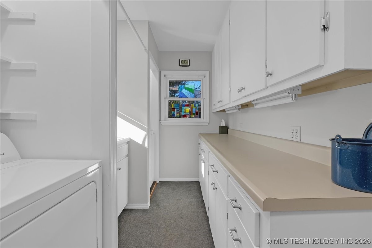 2242 E 33rd Street Property Photo 52